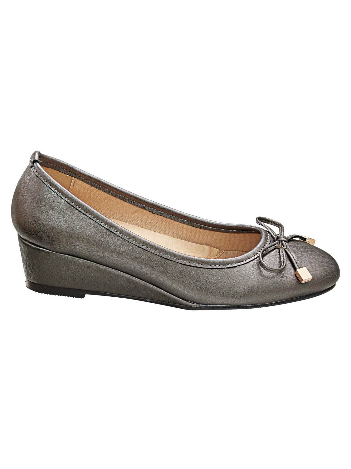 Haband  Ballet Wedge Pumps Color Pewter Size 8 W 