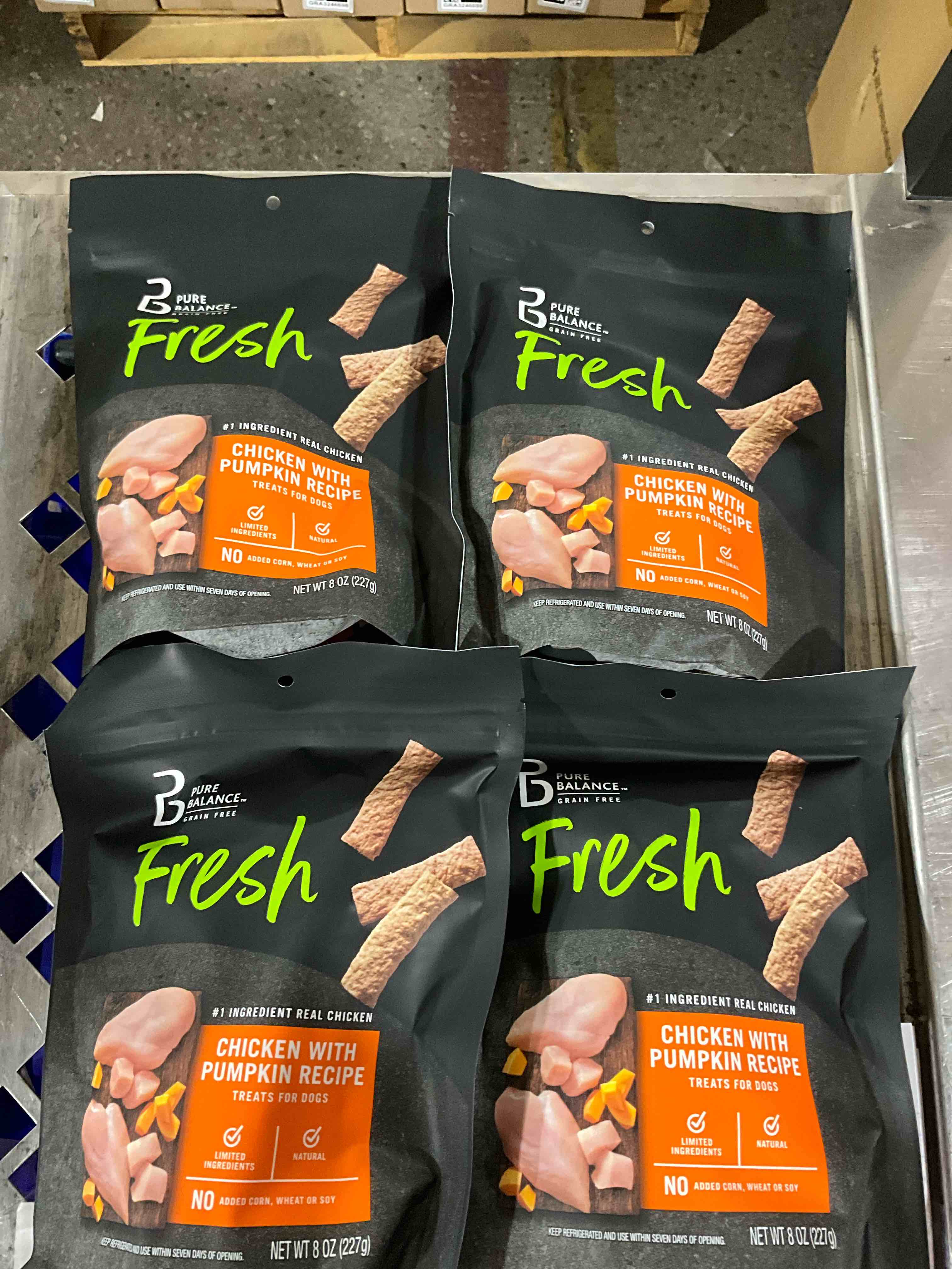 CASE OF 4 Pure Balance Grain Free Fresh Chicken With Pumpkin Recipe Treats for Dogs 8oz