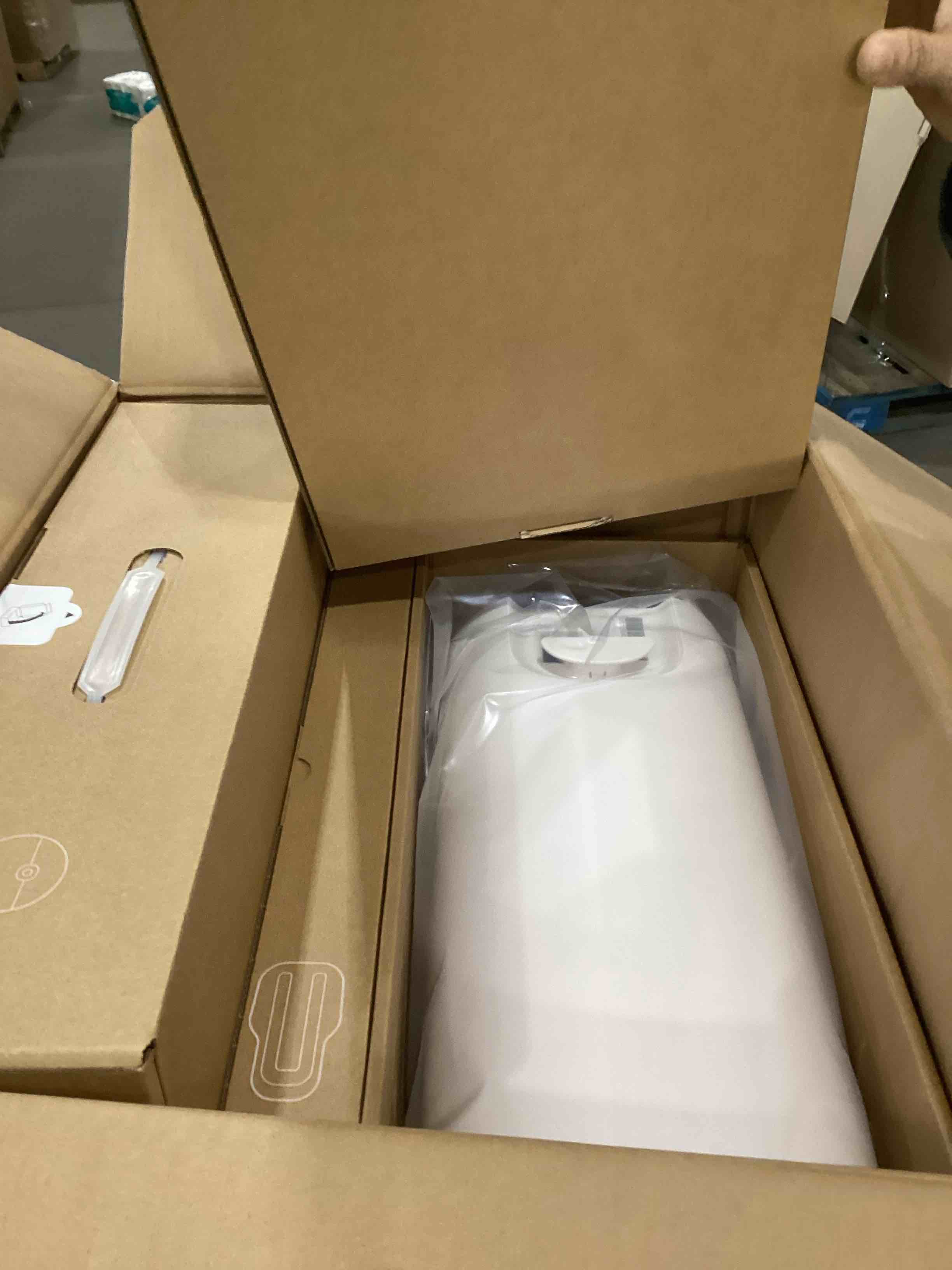https://s3.amazonaws.com/lotting-images-prod/6972790740517_1737048470645.jpeg