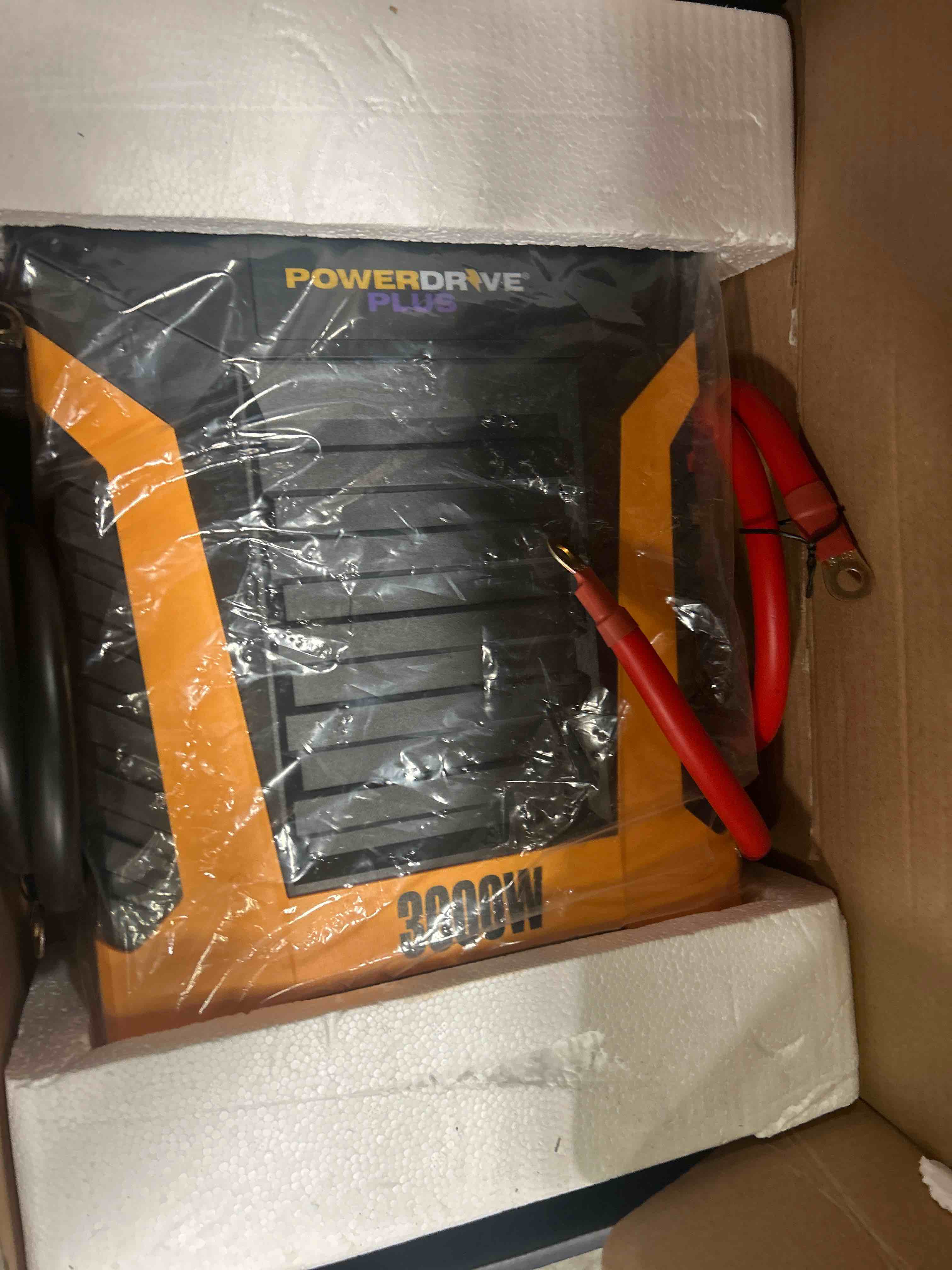 https://s3.amazonaws.com/lotting-images-prod/722522000015_1751908390141.jpeg