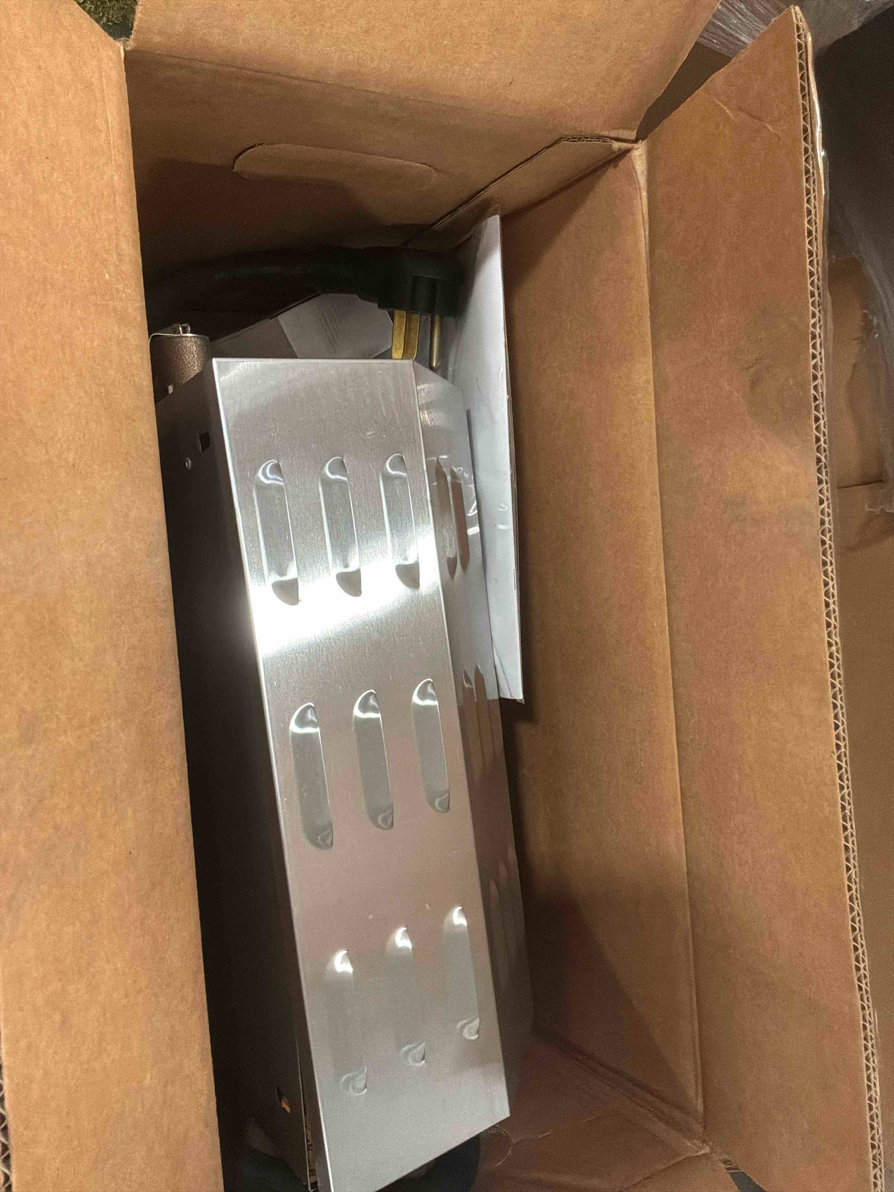 https://s3.amazonaws.com/lotting-images-prod/731352946974_1781619625738.jpeg