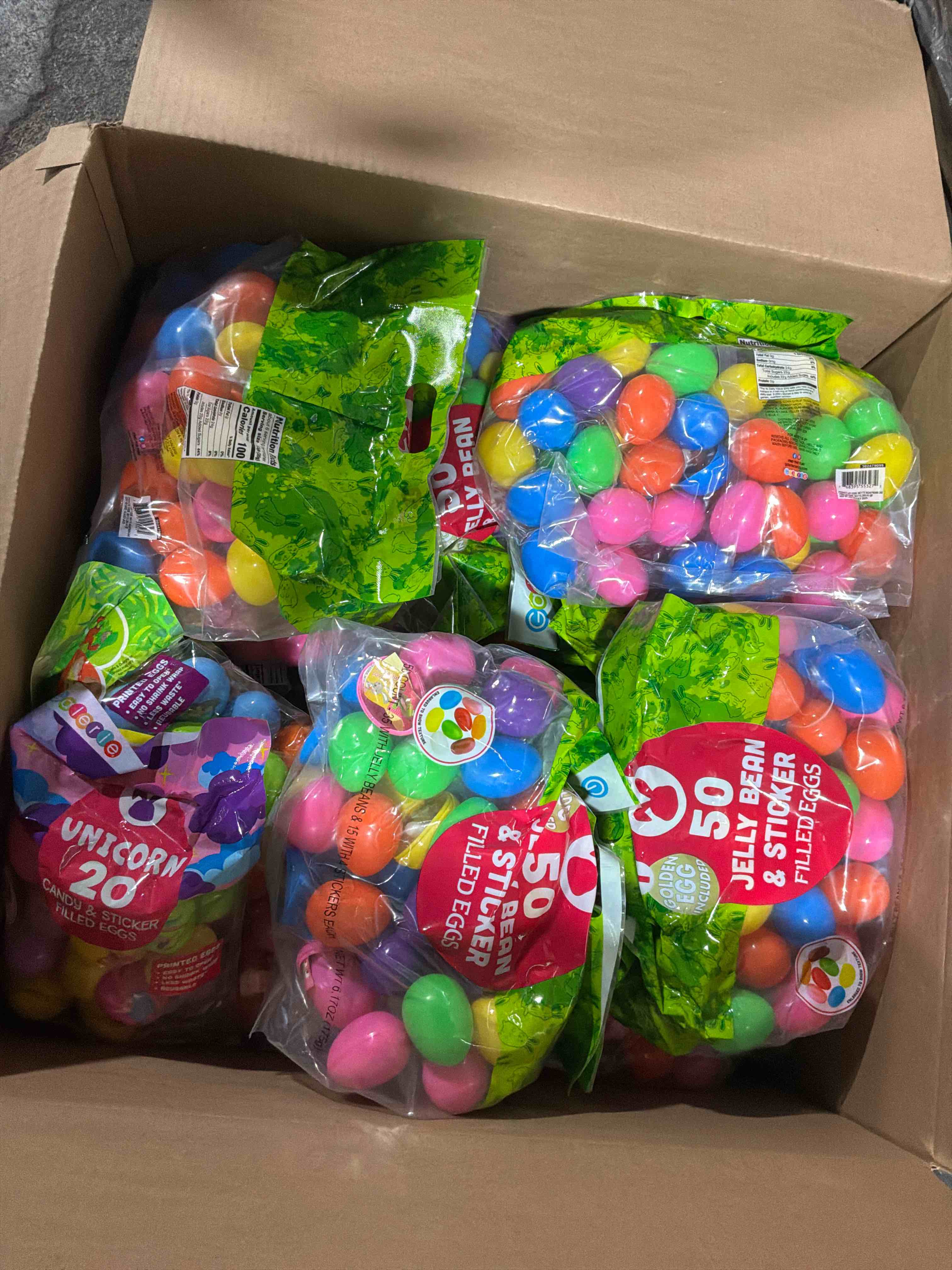 Condition photo showing New/Like New for box of 35 galerie value egg bag with jelly beans and stickers 