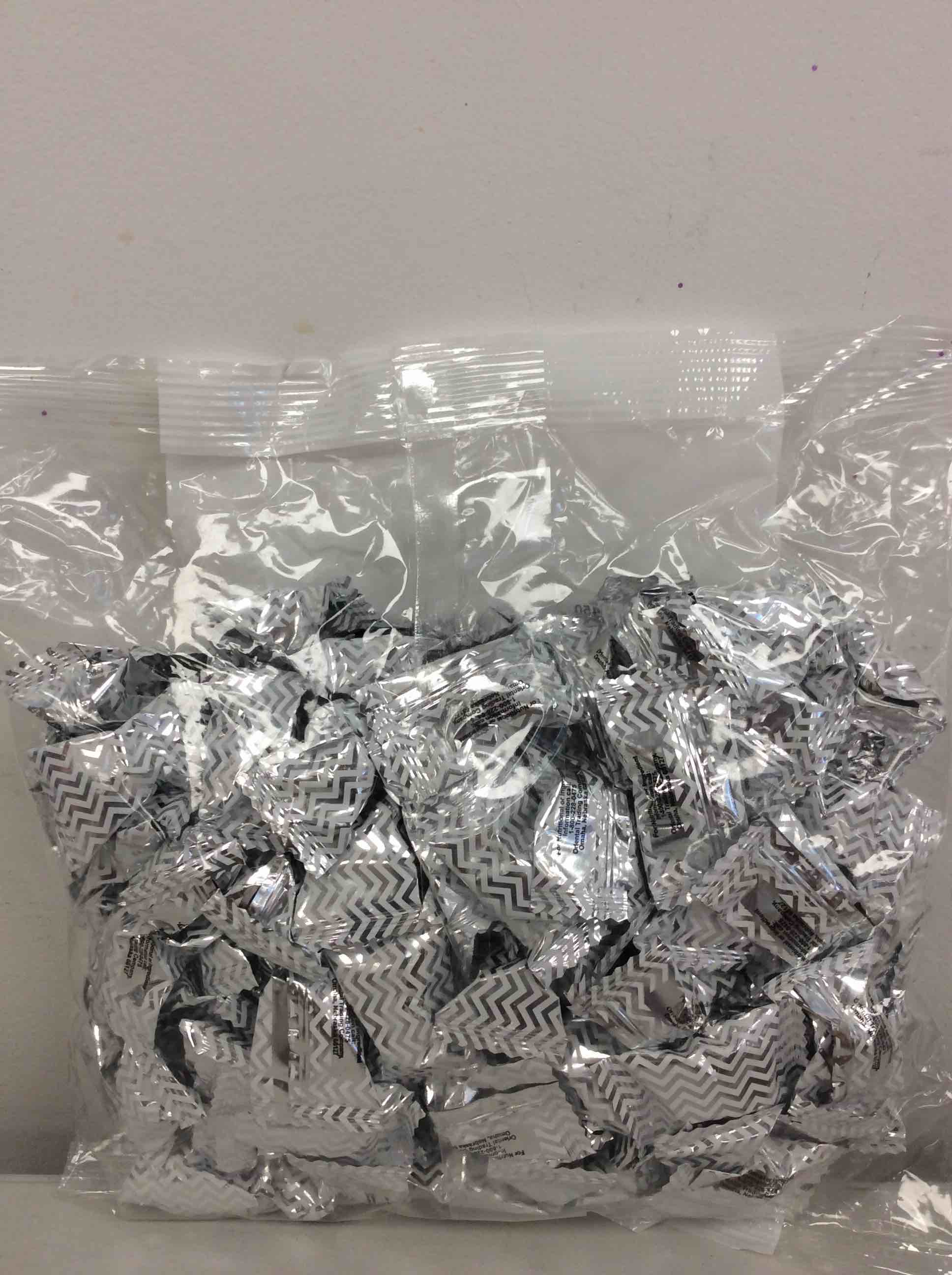 Condition photo showing New/Like New for oriental trading chevron silver butter-mints 14 oz bb(01/29/2025)