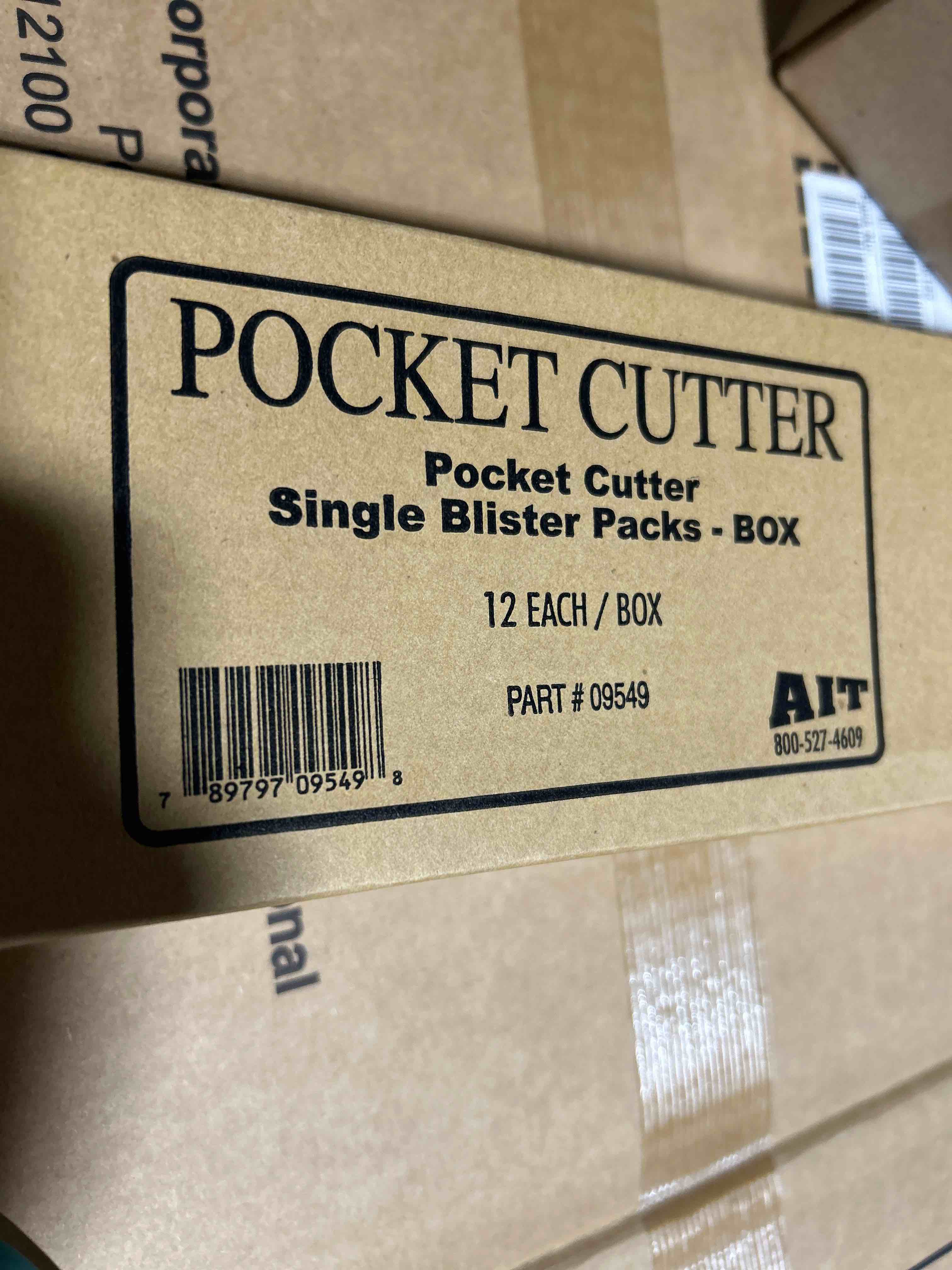 Condition photo showing Brand New for case of 12 pocket cutters