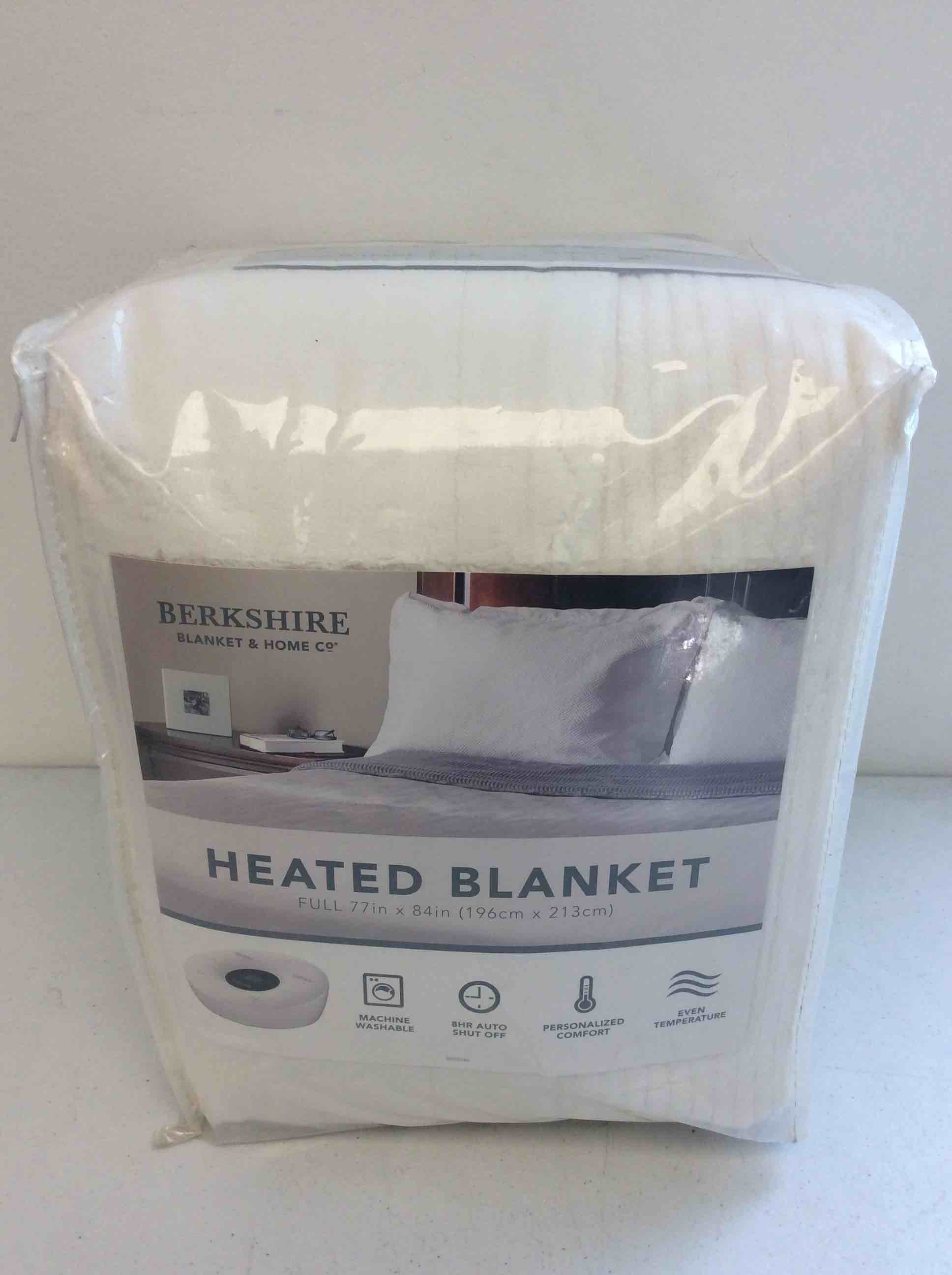 Condition photo showing New/Like New for berkshire blanket & home co heated blanket in ivory size full