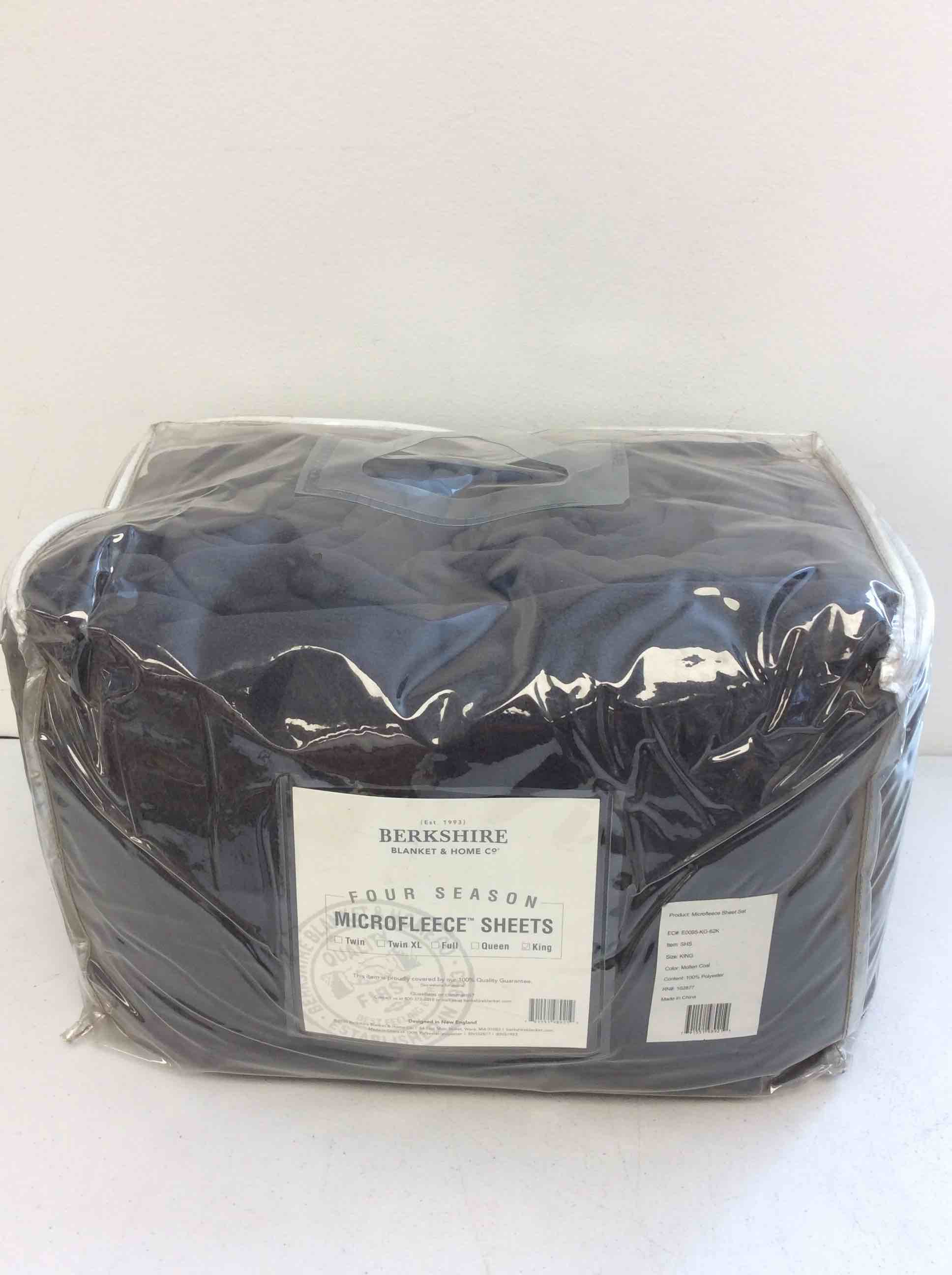 Condition photo showing New/Like New for berkshire blanket & home co four season microfleece sheets in black size king 