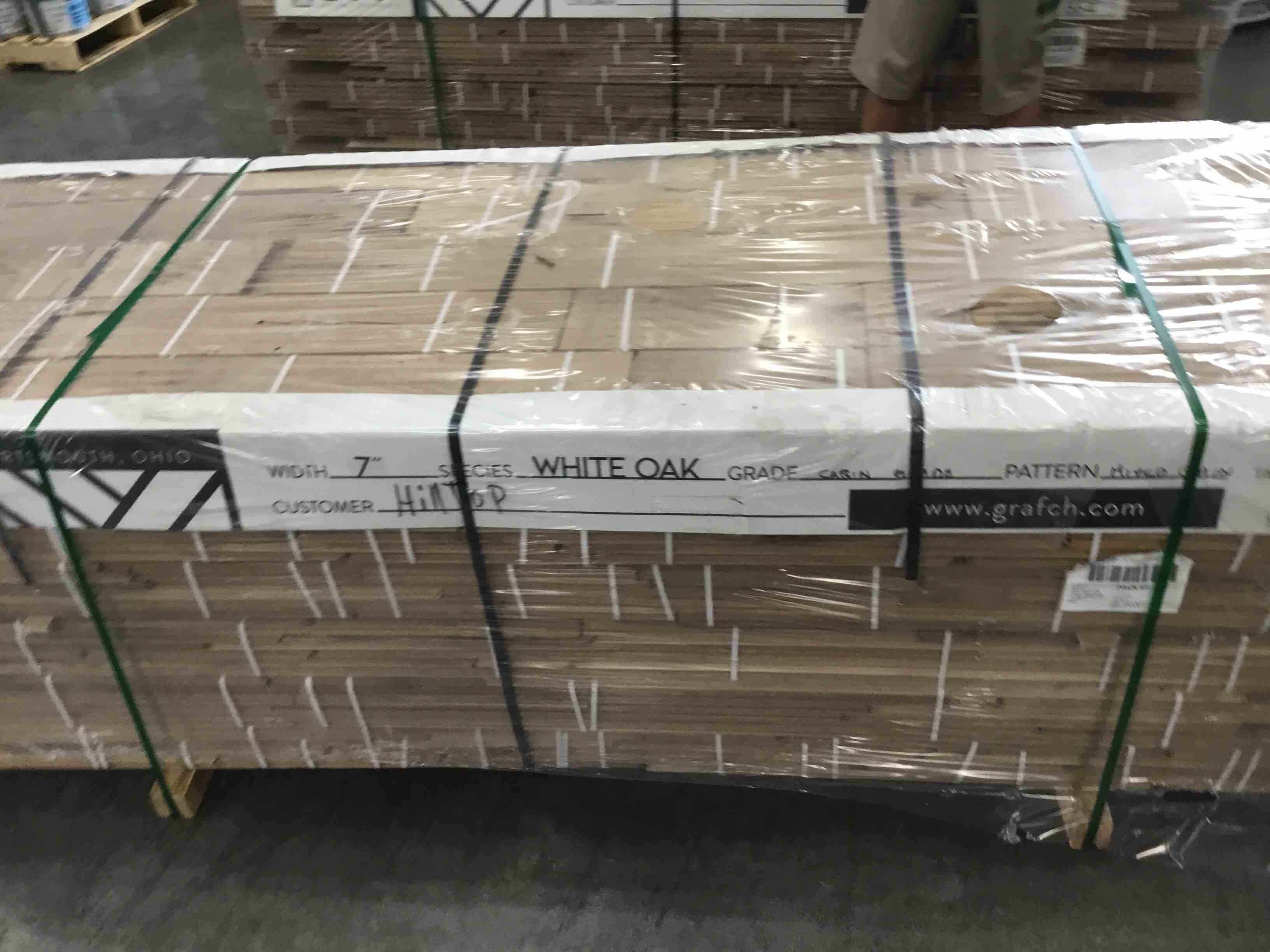 https://s3.amazonaws.com/lotting-images-prod/7WhiteCabin_1754330120040.jpeg
