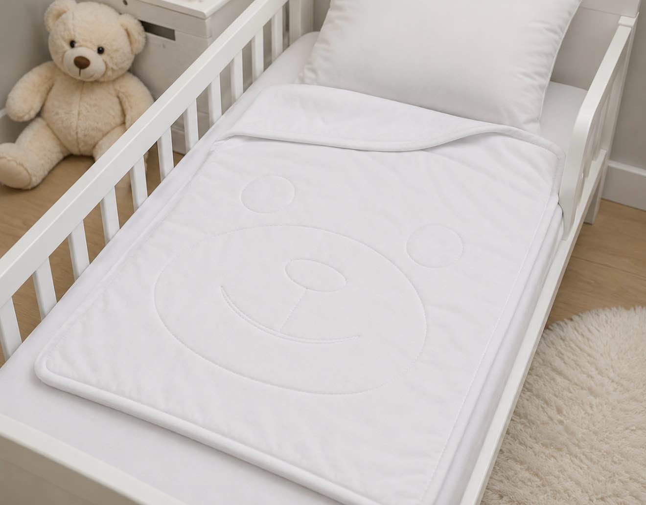 Tadpoles Quilted Toddler Comforter | 40 x 60 | Made of 100% Microfiber Polyester (Shell) & 200 GSM Fiberfill | Soft Breathable & Durable | Ideal for Toddlers (12-48 Months) | White Teddy Pattern