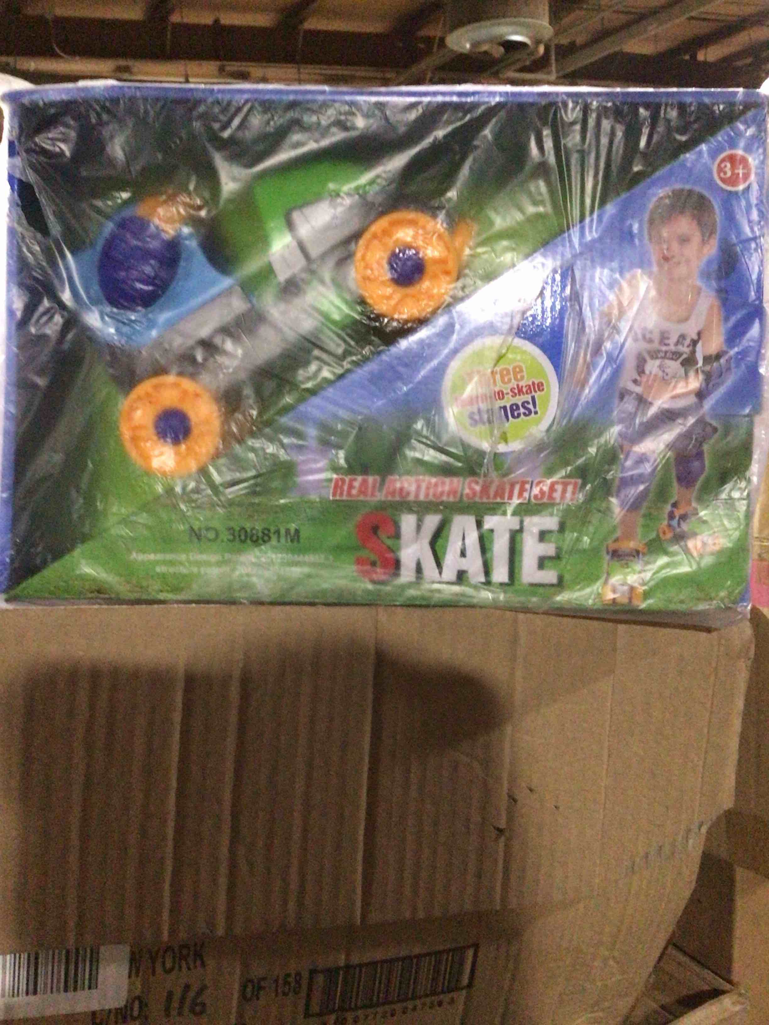 Condition photo showing New/Like New for Liberty Imports Grow-with-me Easy Training Adjustable Inline Rollerskates Green