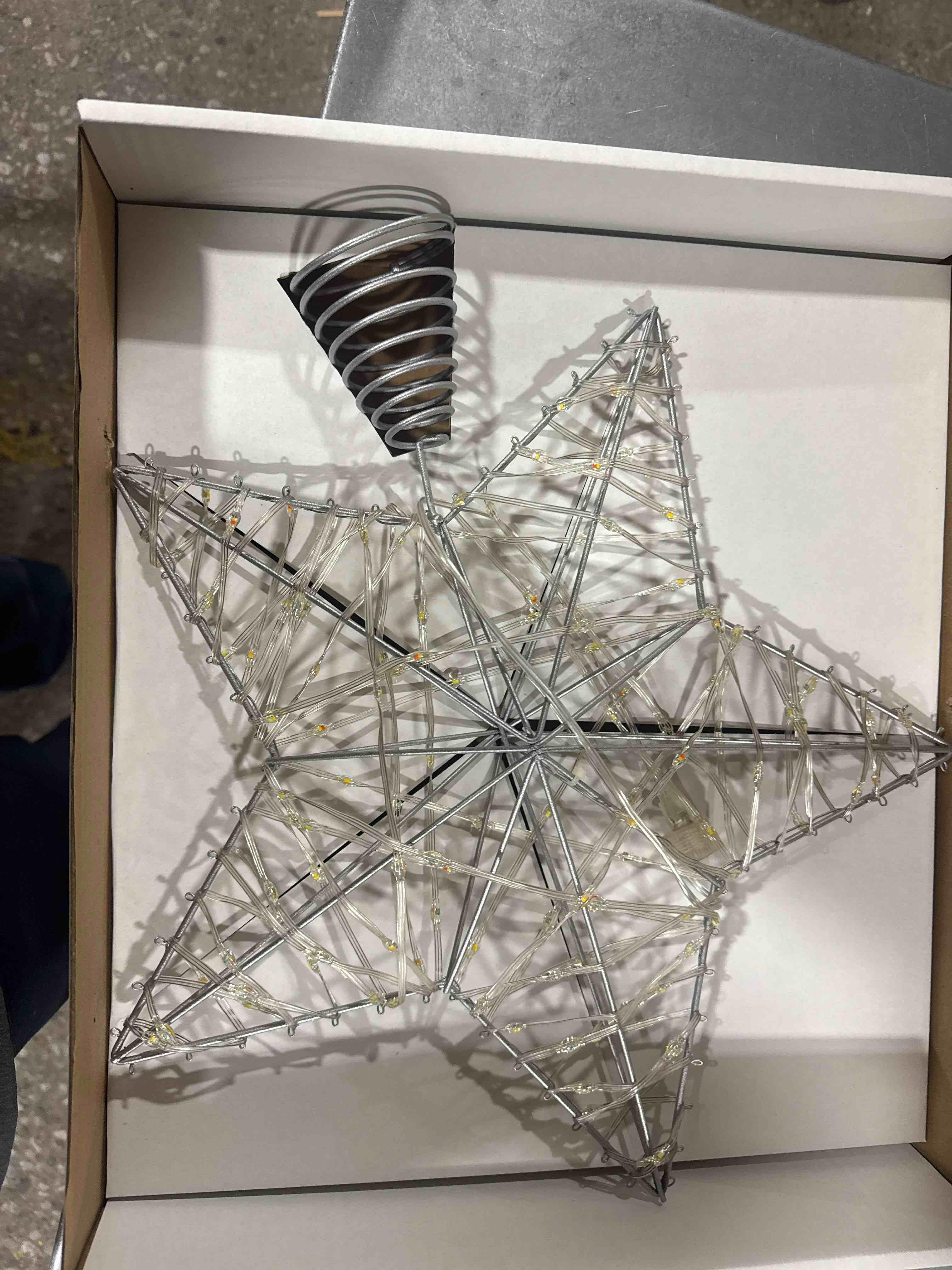 King of Christmas 14 inch silver topper, dual color lights