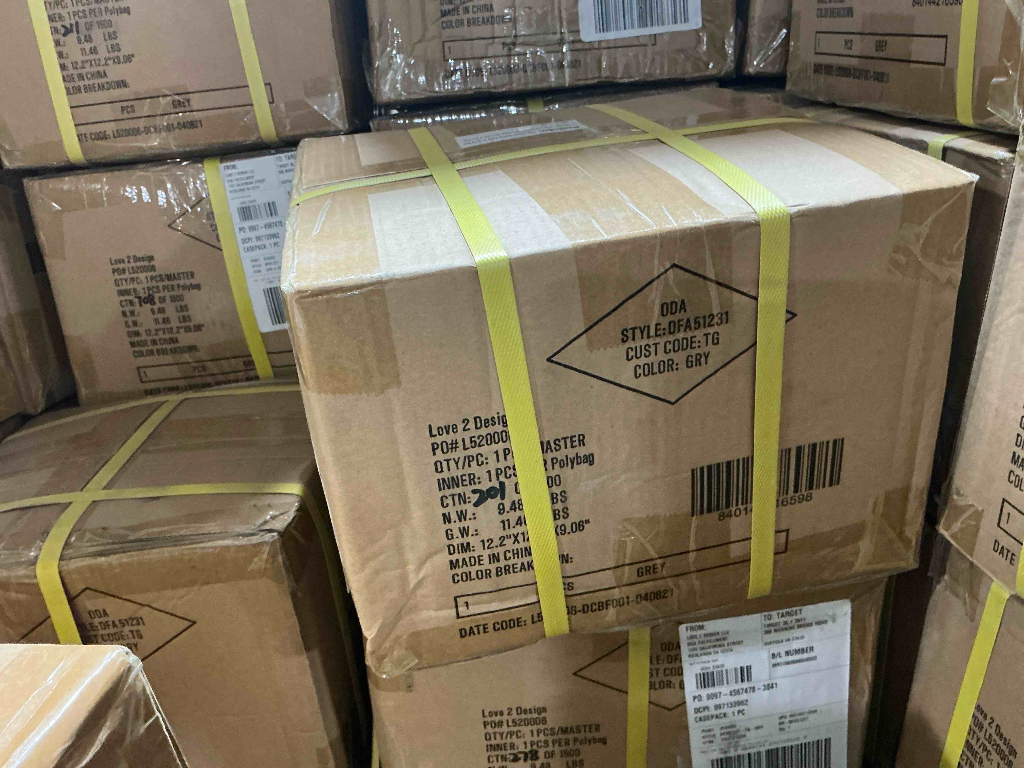 https://s3.amazonaws.com/lotting-images-prod/840144216598_1755354815709.jpeg