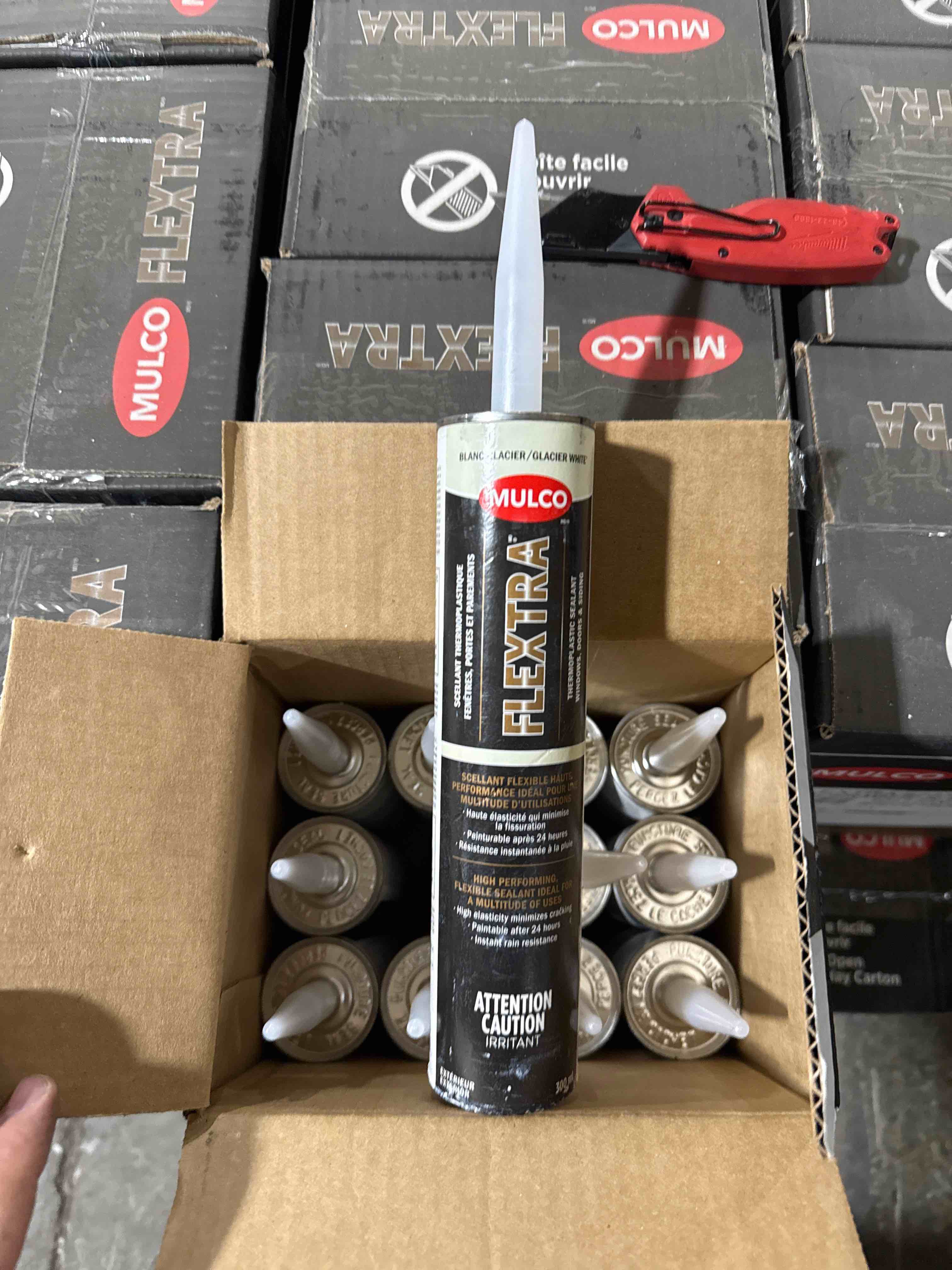 case of 12 30l flextra glacier White thermoplastic sealant