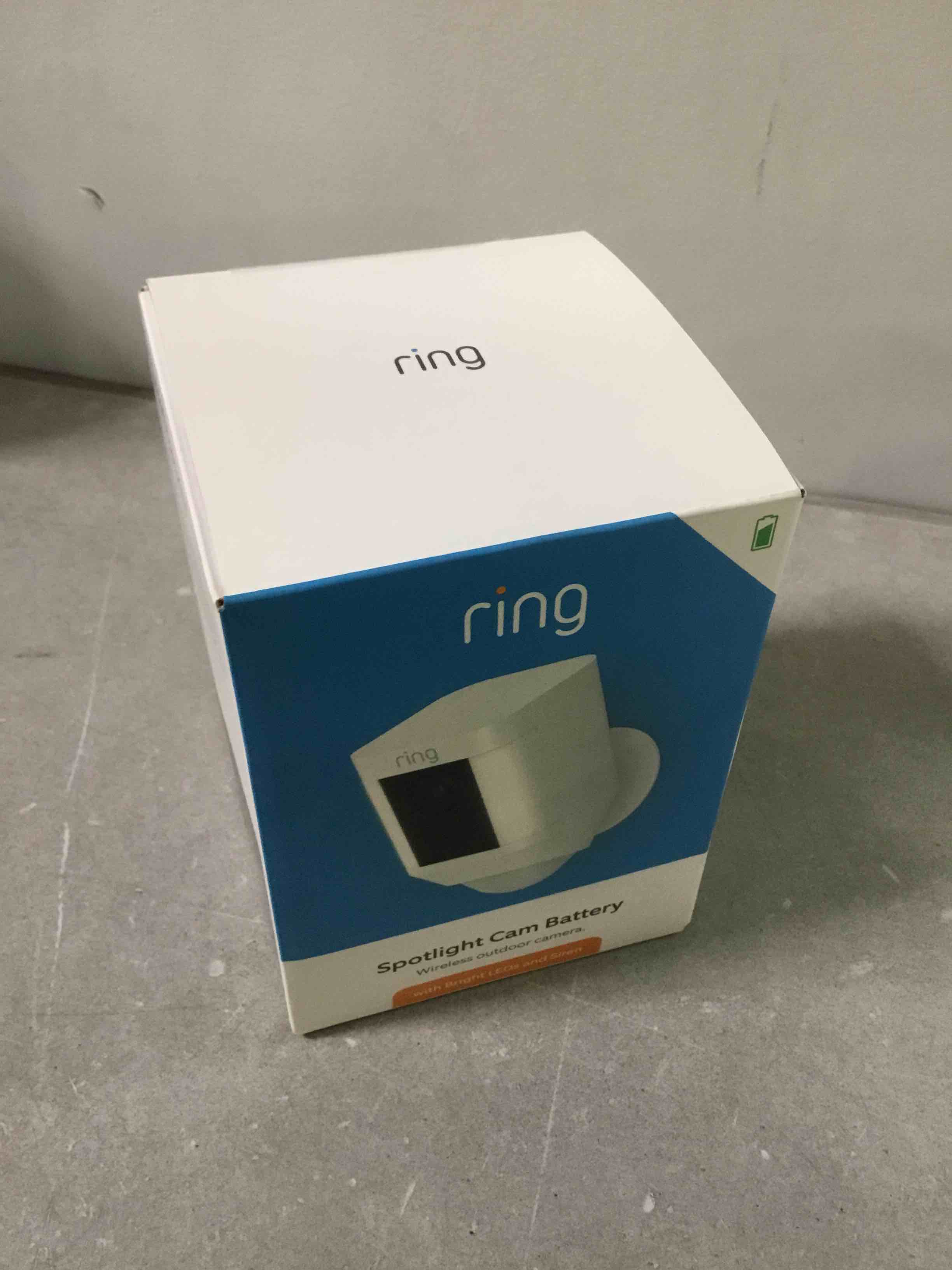 https://s3.amazonaws.com/lotting-images-prod/842861100785_1655826100828.jpeg