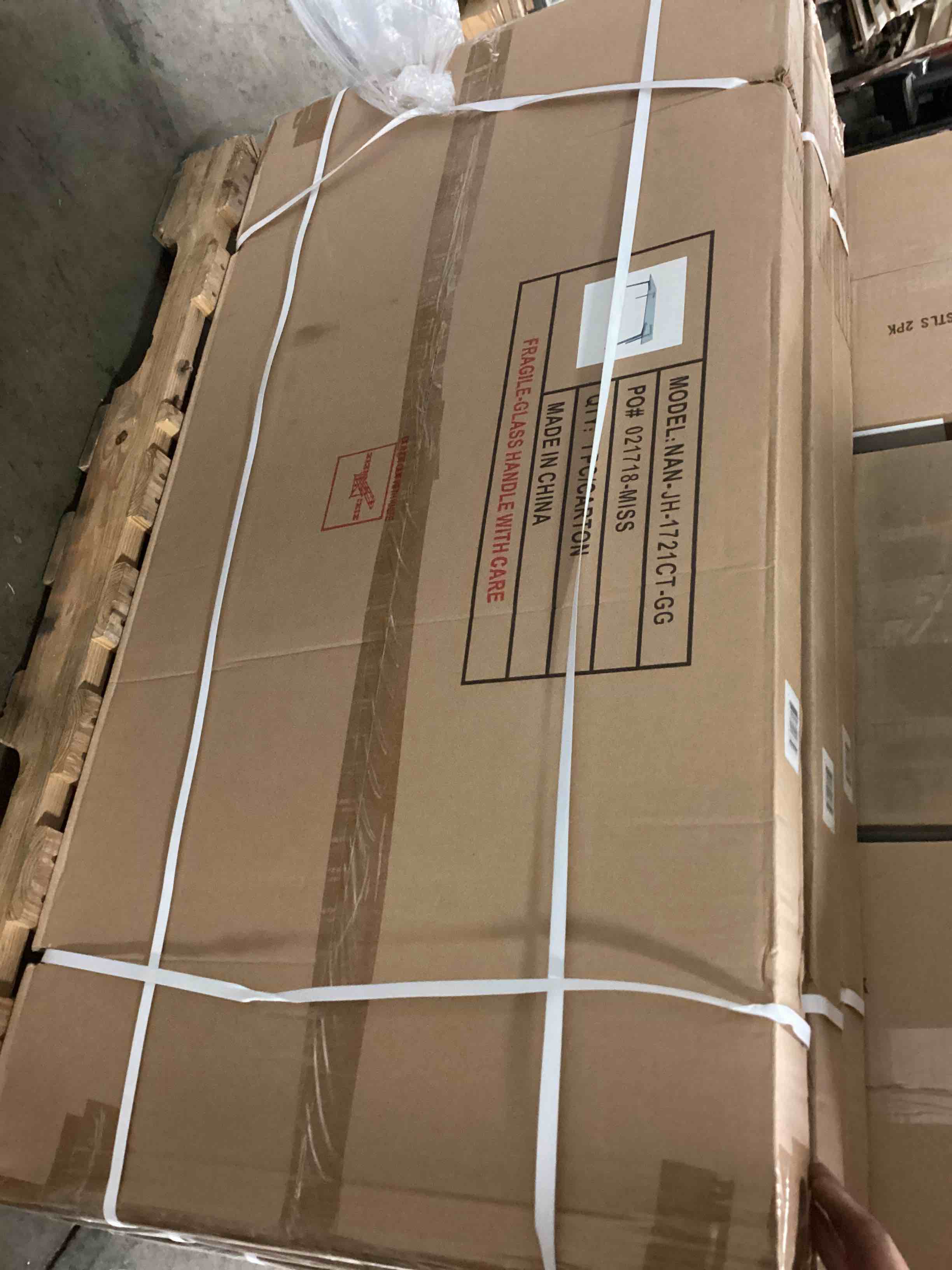 https://s3.amazonaws.com/lotting-images-prod/889142218852_1703794537632.jpeg