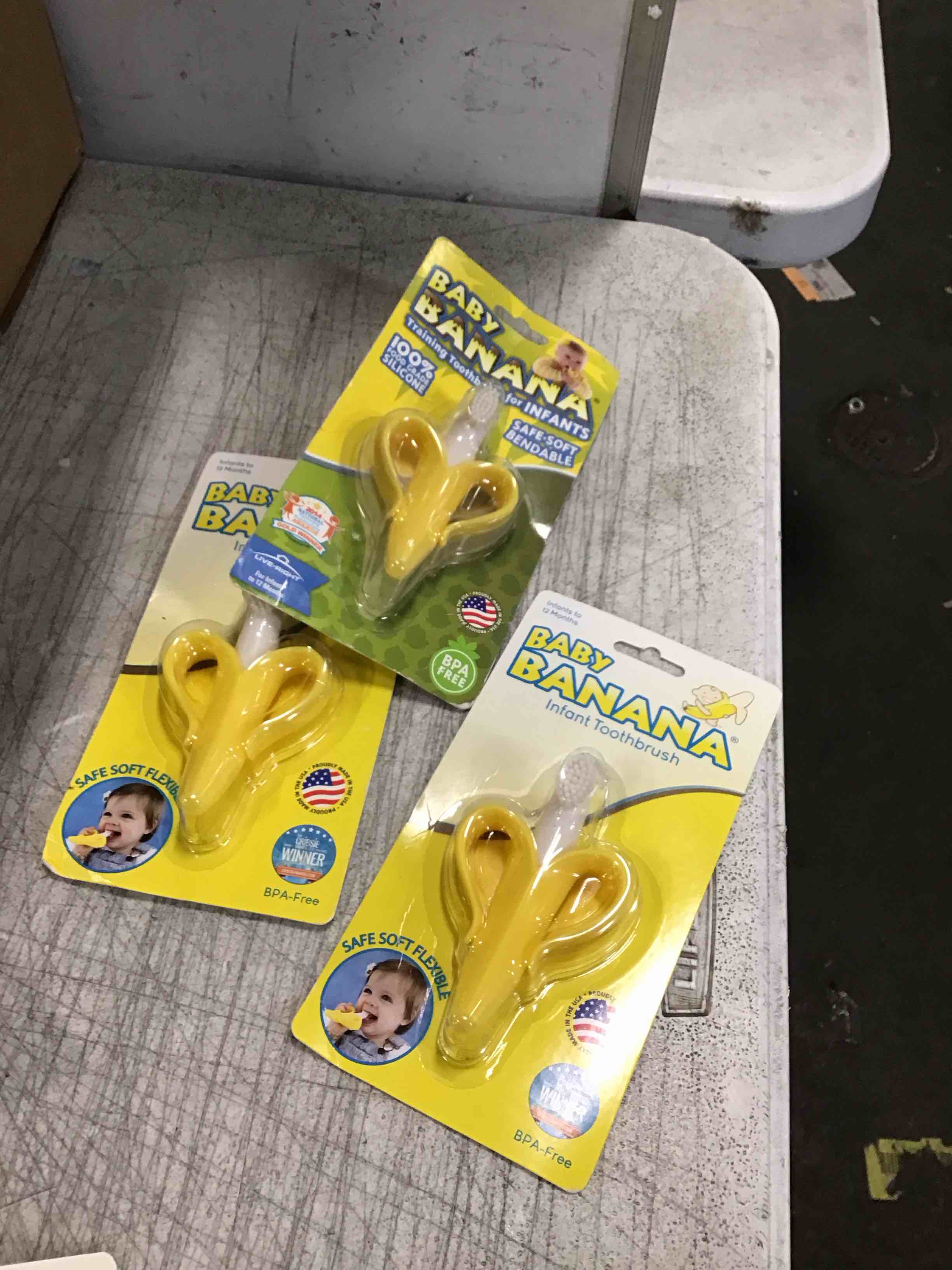 https://s3.amazonaws.com/lotting-images-prod/895872001145_1714159565808.jpeg