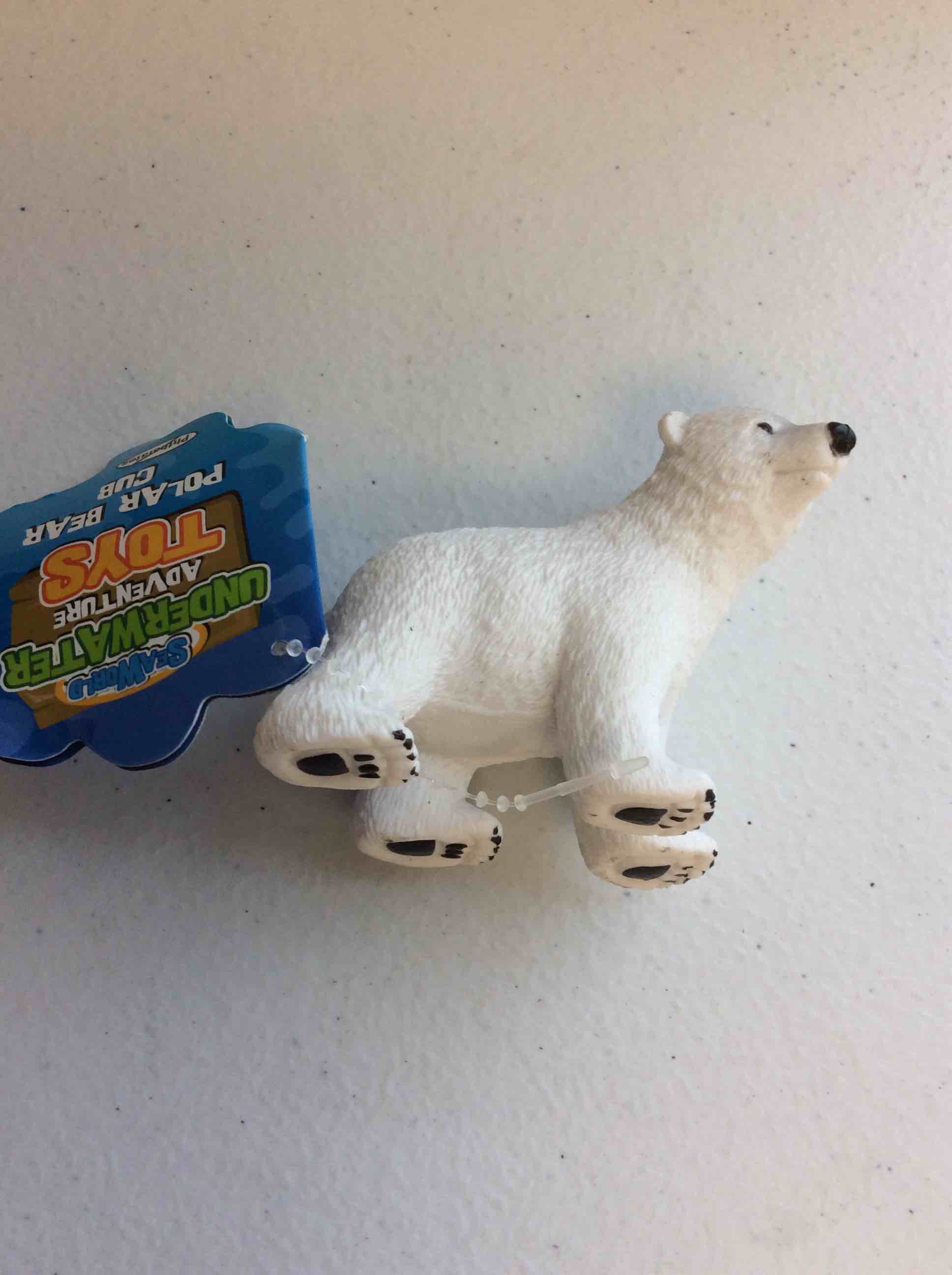 Condition photo showing New/Like New for seaworld underwater adventure toy polar bear cub ornament