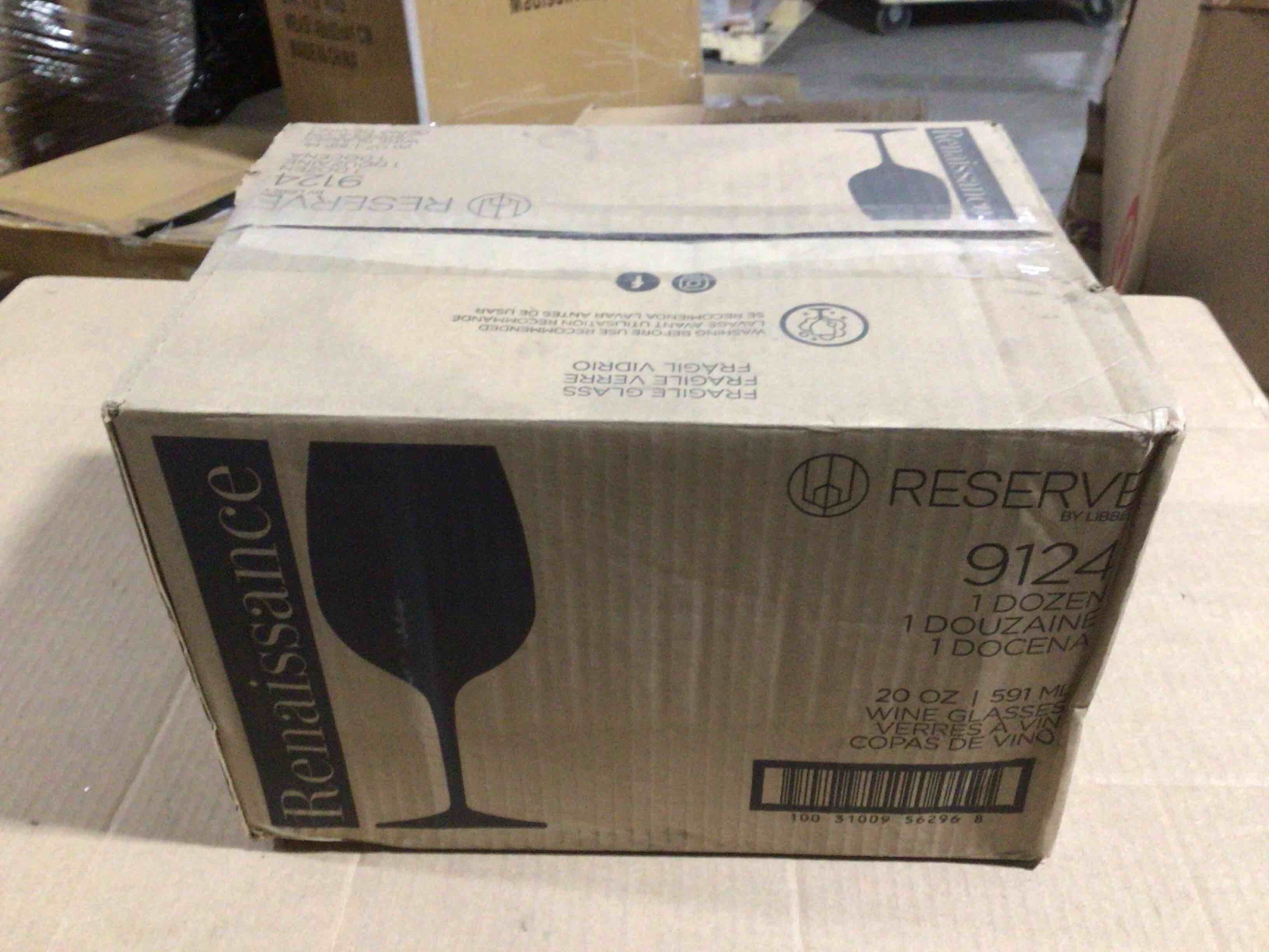 Case of 13 Libbey 20 Ounce Renaissance Wine Glasses 