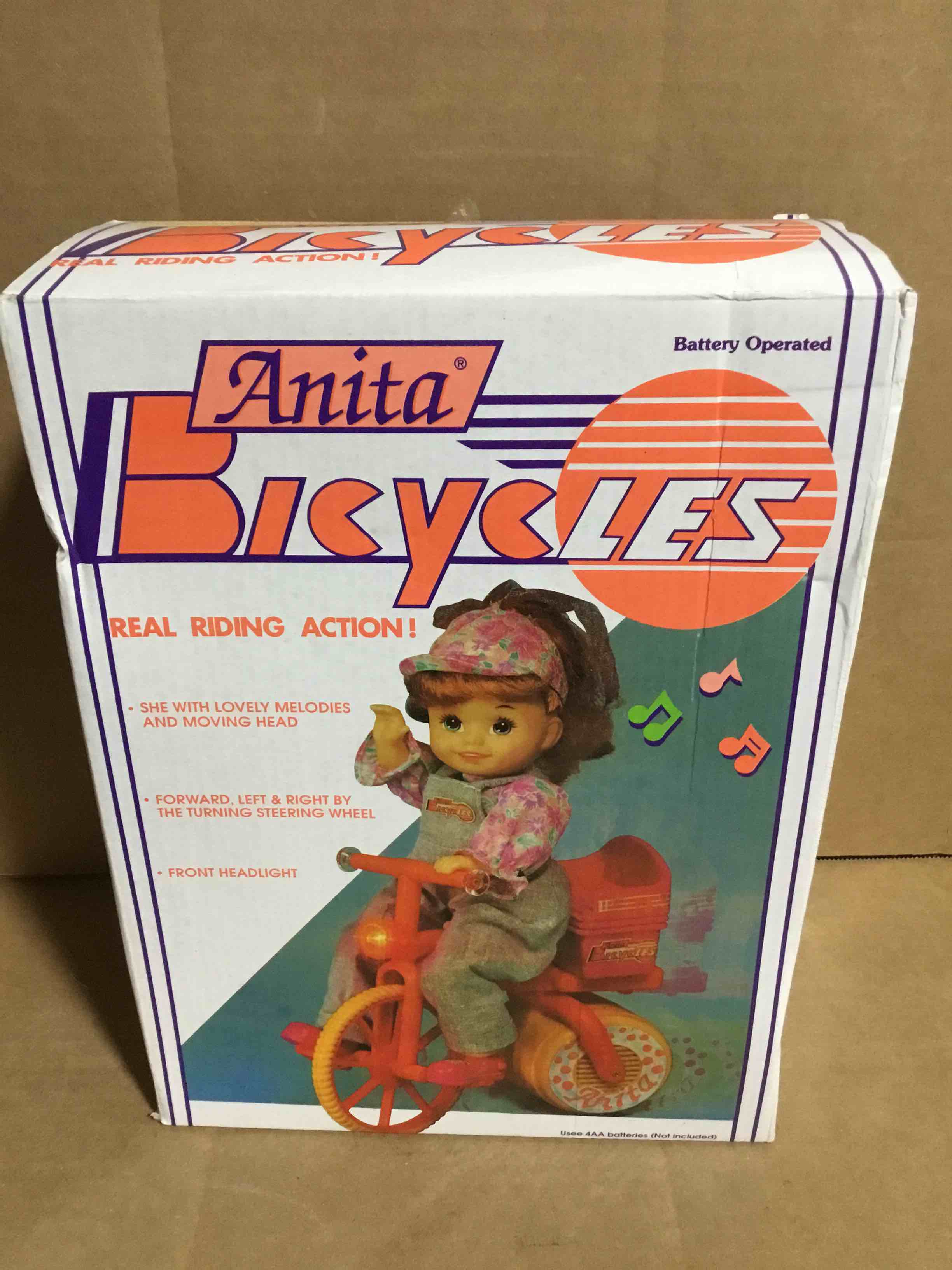 Anita Doll, Bicicles Real Riding Action