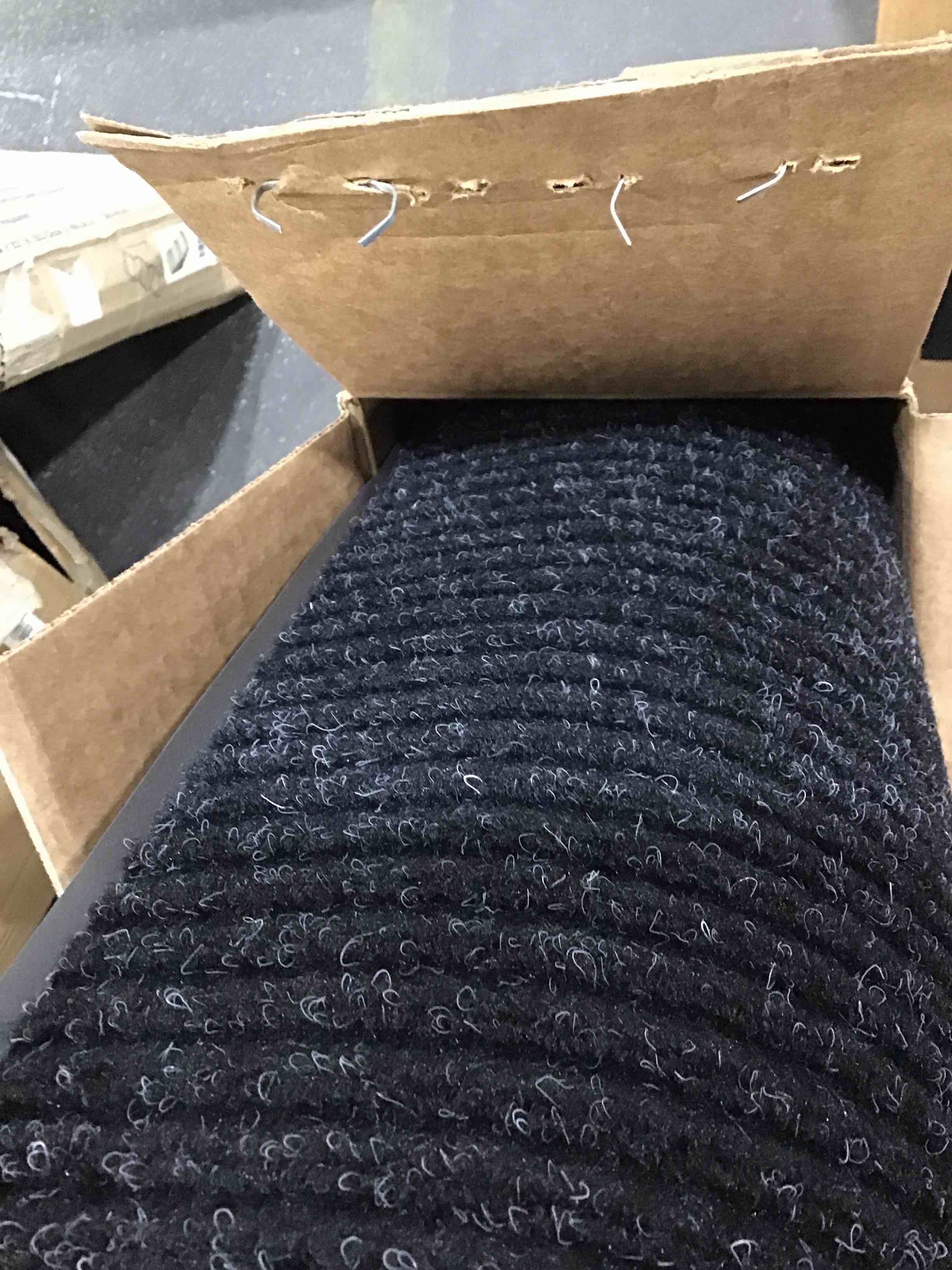 https://s3.amazonaws.com/lotting-images-prod/B004X2I8NM_1743521457697.jpeg