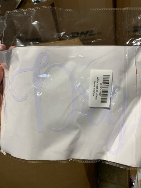 https://s3.amazonaws.com/lotting-images-prod/B07BCCJ4SD_1712774569230.jpeg