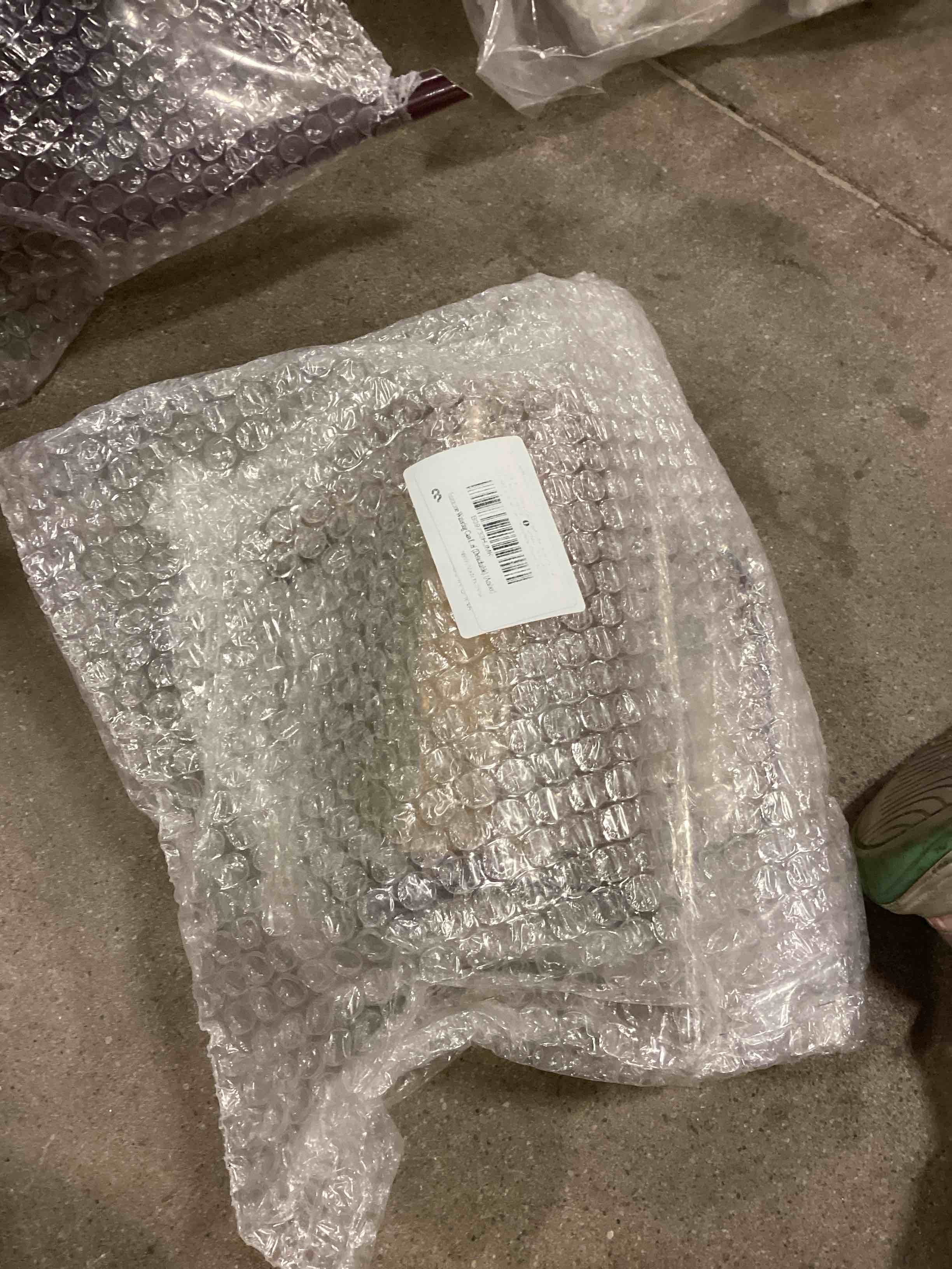https://s3.amazonaws.com/lotting-images-prod/B09733HJMK_1755608598343.jpeg