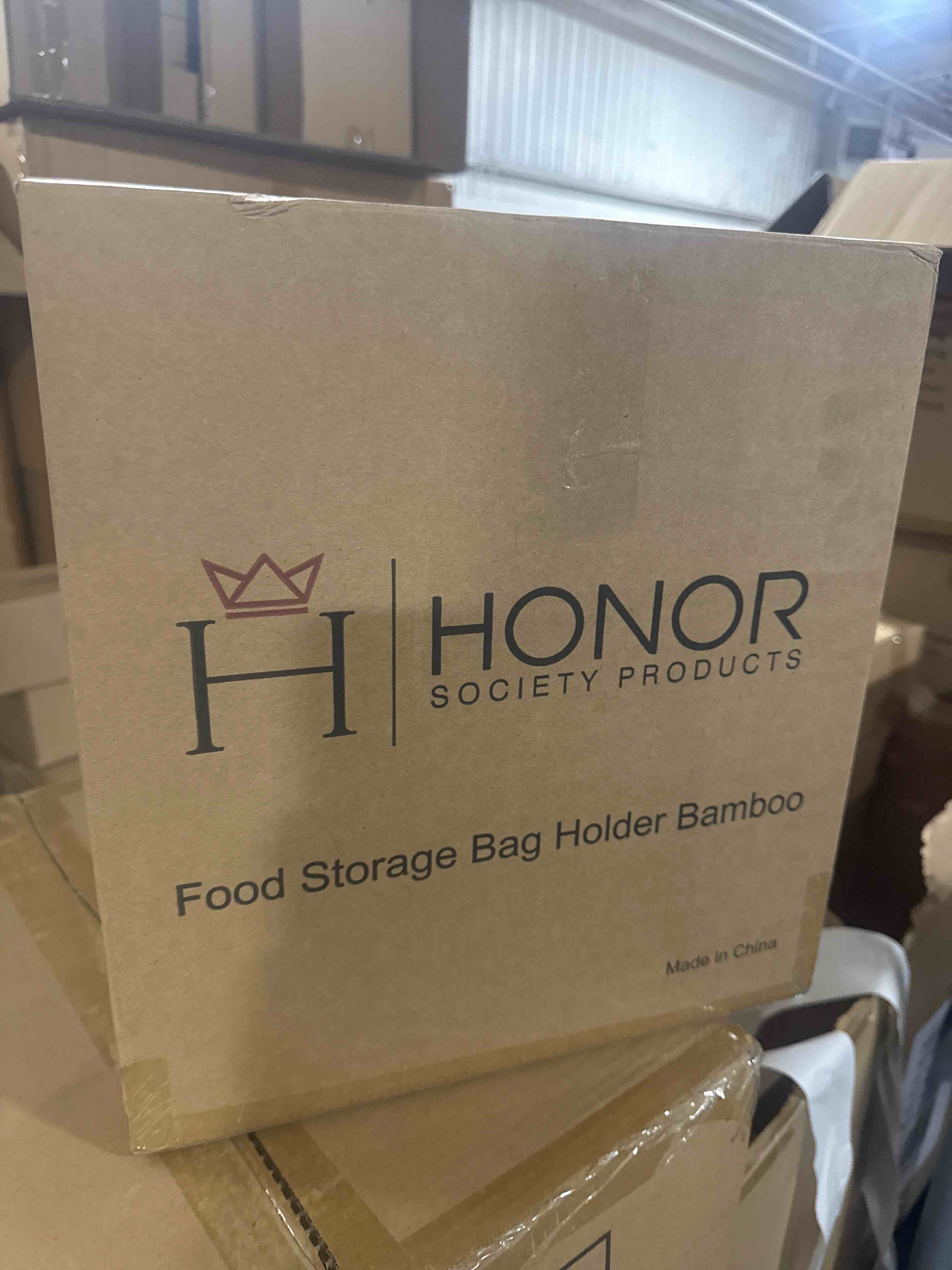 https://s3.amazonaws.com/lotting-images-prod/B09V18B2Q9_1779903971469.jpeg