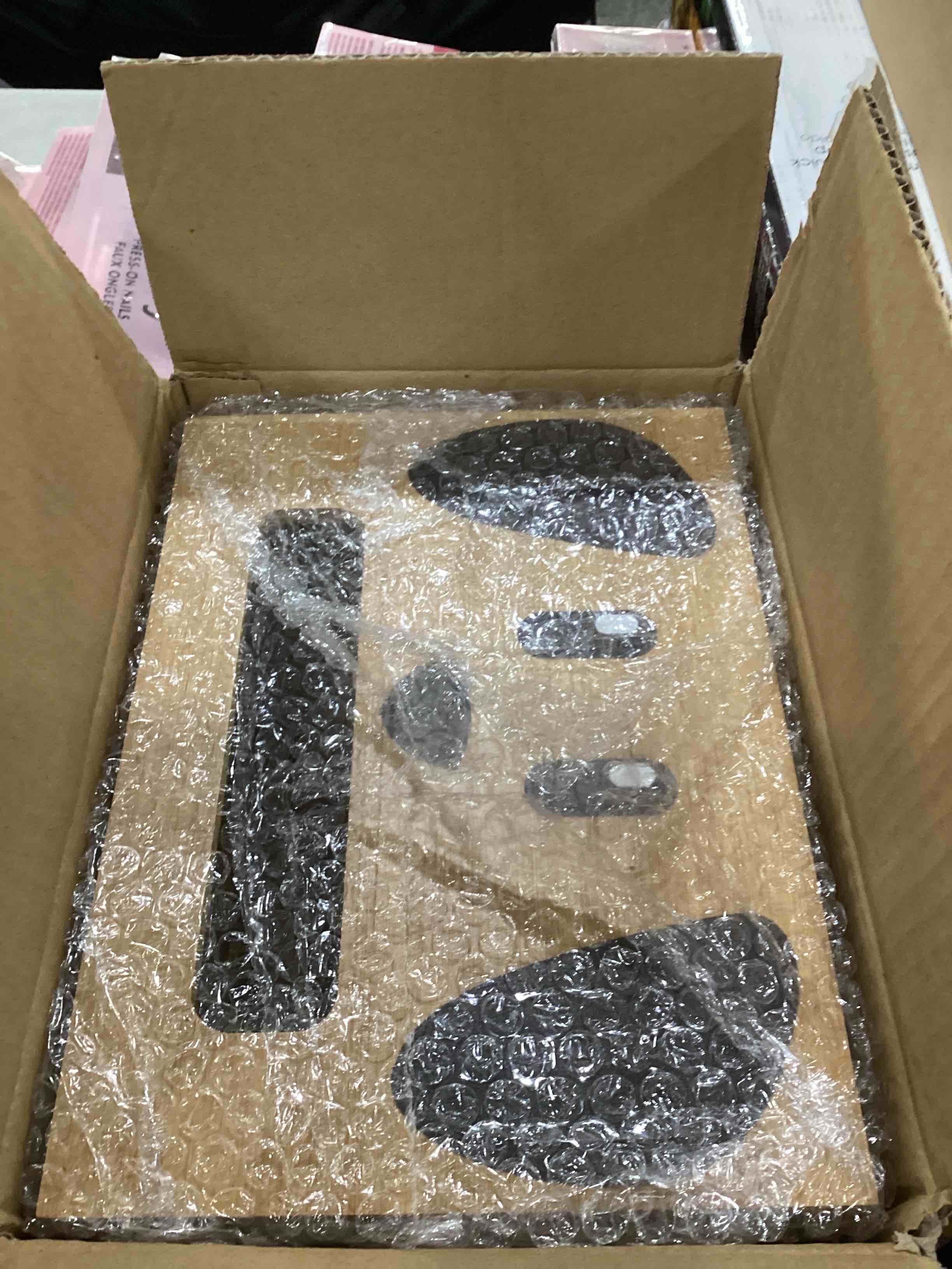 https://s3.amazonaws.com/lotting-images-prod/B0D7W6JH9G_1752521958574.jpeg