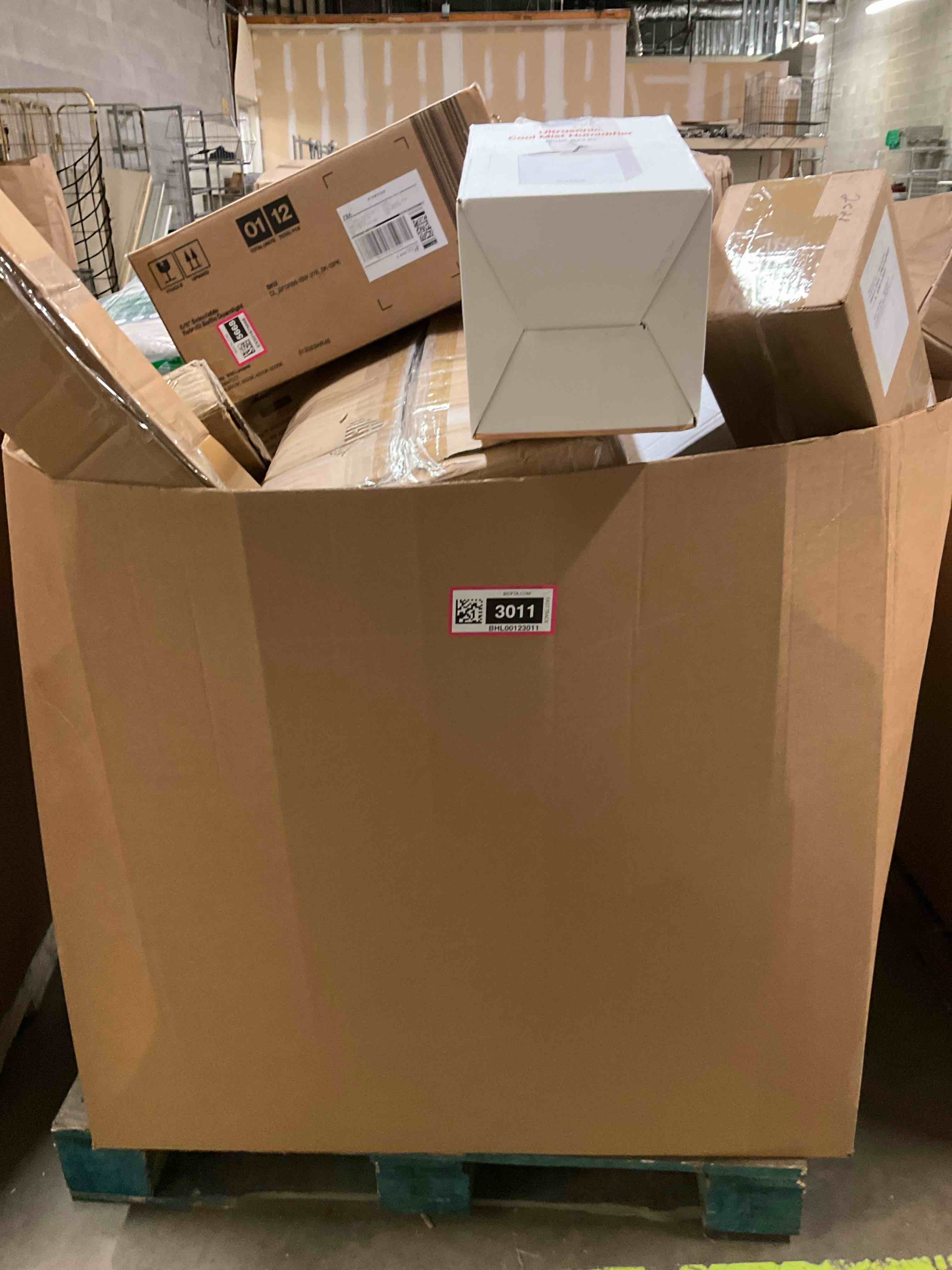 Auction Returns Pallet