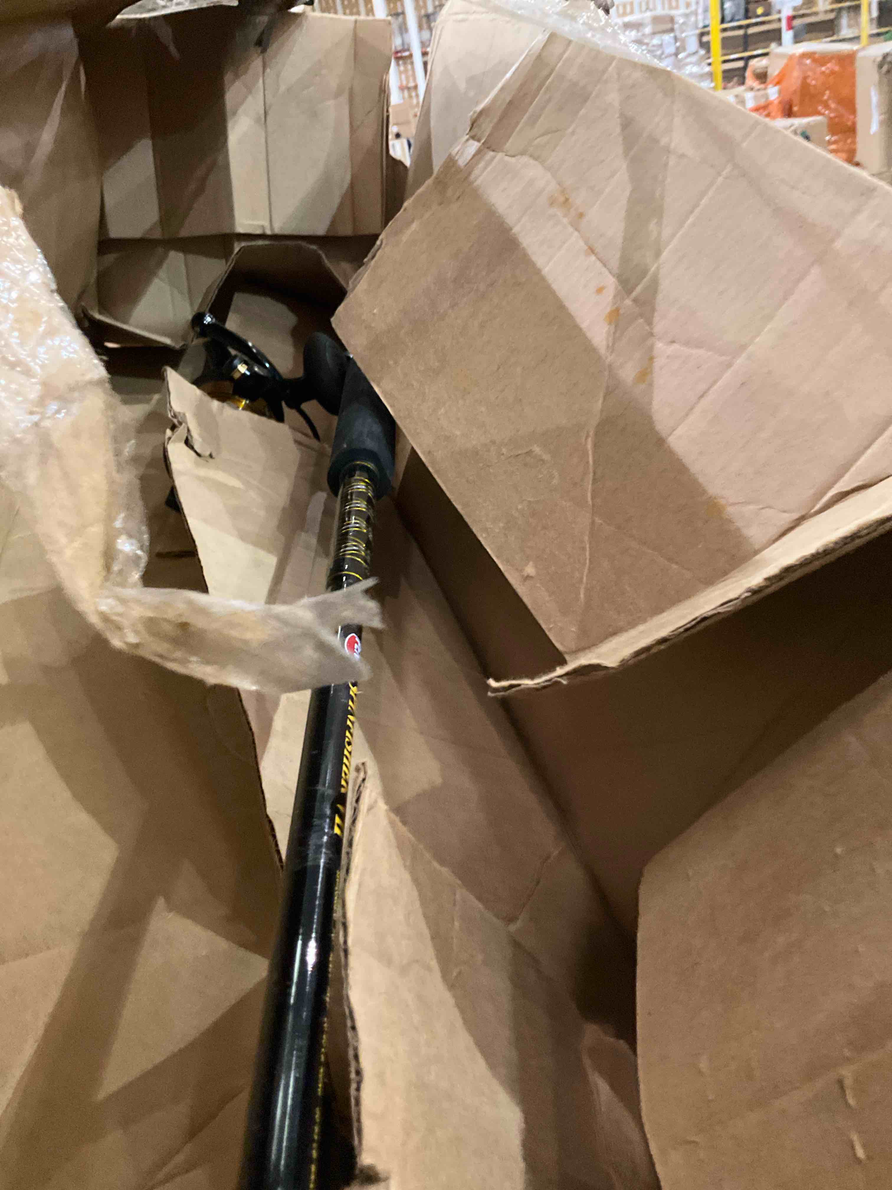 https://s3.amazonaws.com/lotting-images-prod/BargainHunt/BHL00080217_1715865817476.jpeg