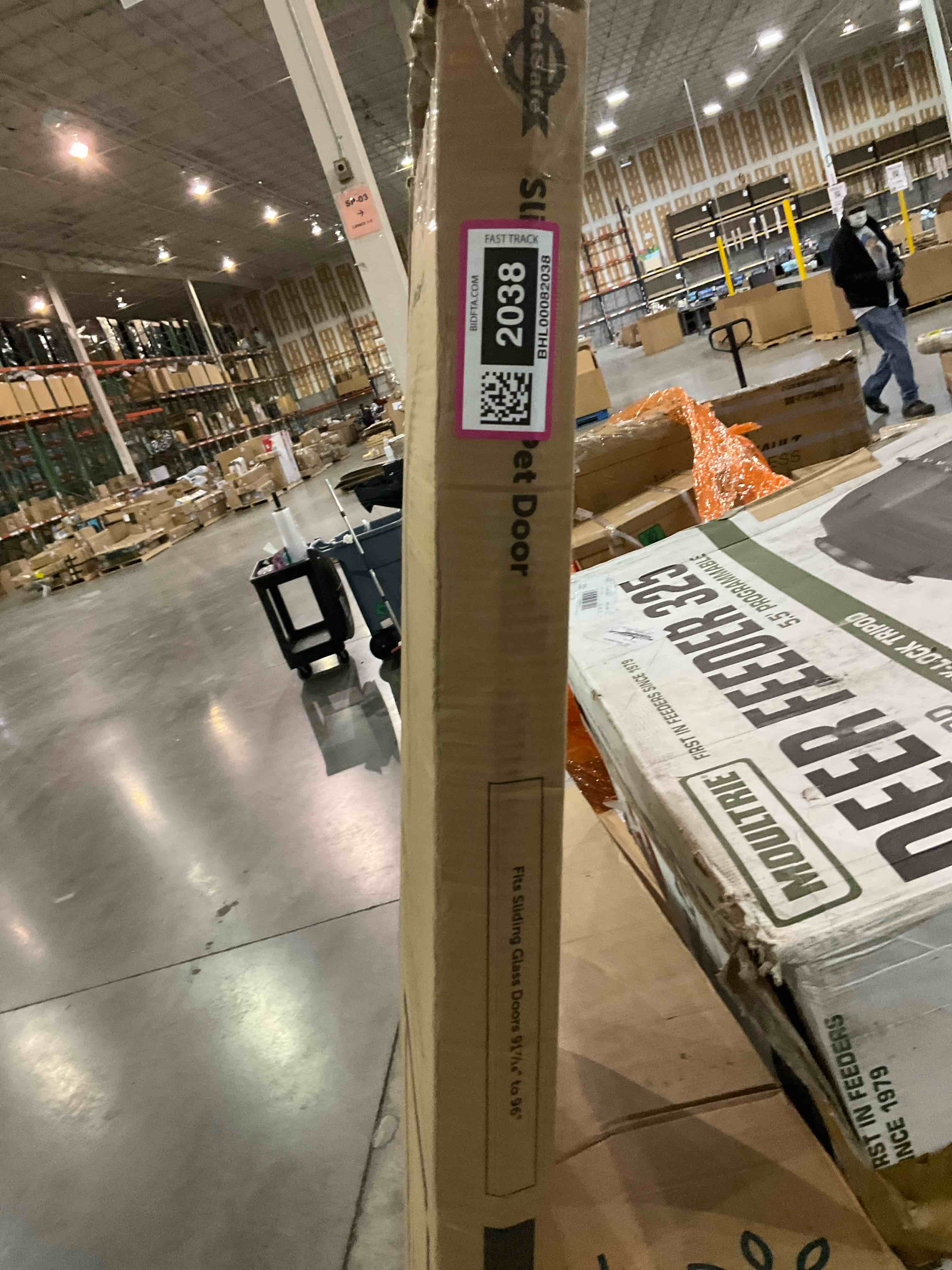 https://s3.amazonaws.com/lotting-images-prod/BargainHunt/BHL00082038_1708086338027.jpeg