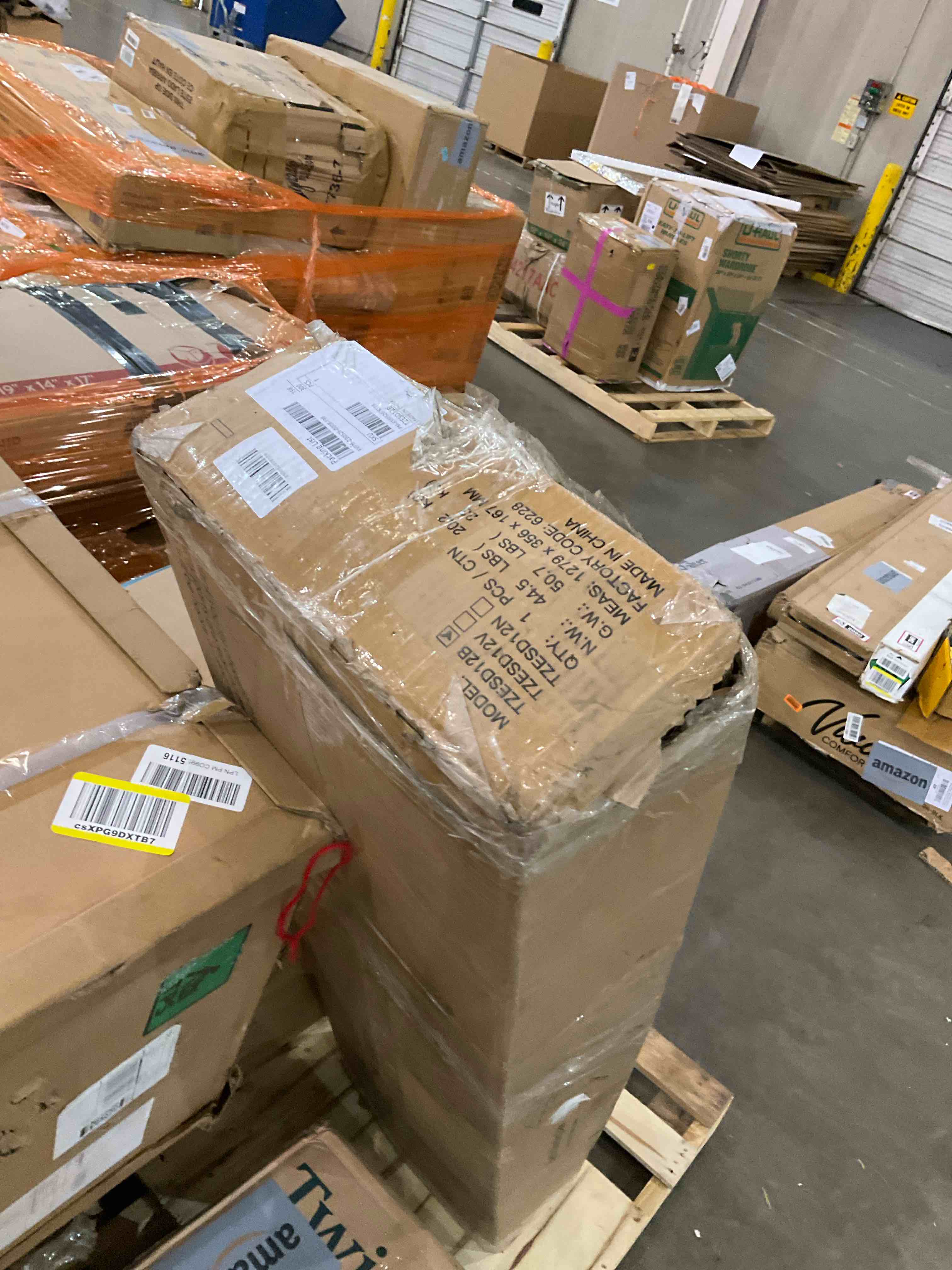 https://s3.amazonaws.com/lotting-images-prod/BargainHunt/BHL00082052_1708090751124.jpeg