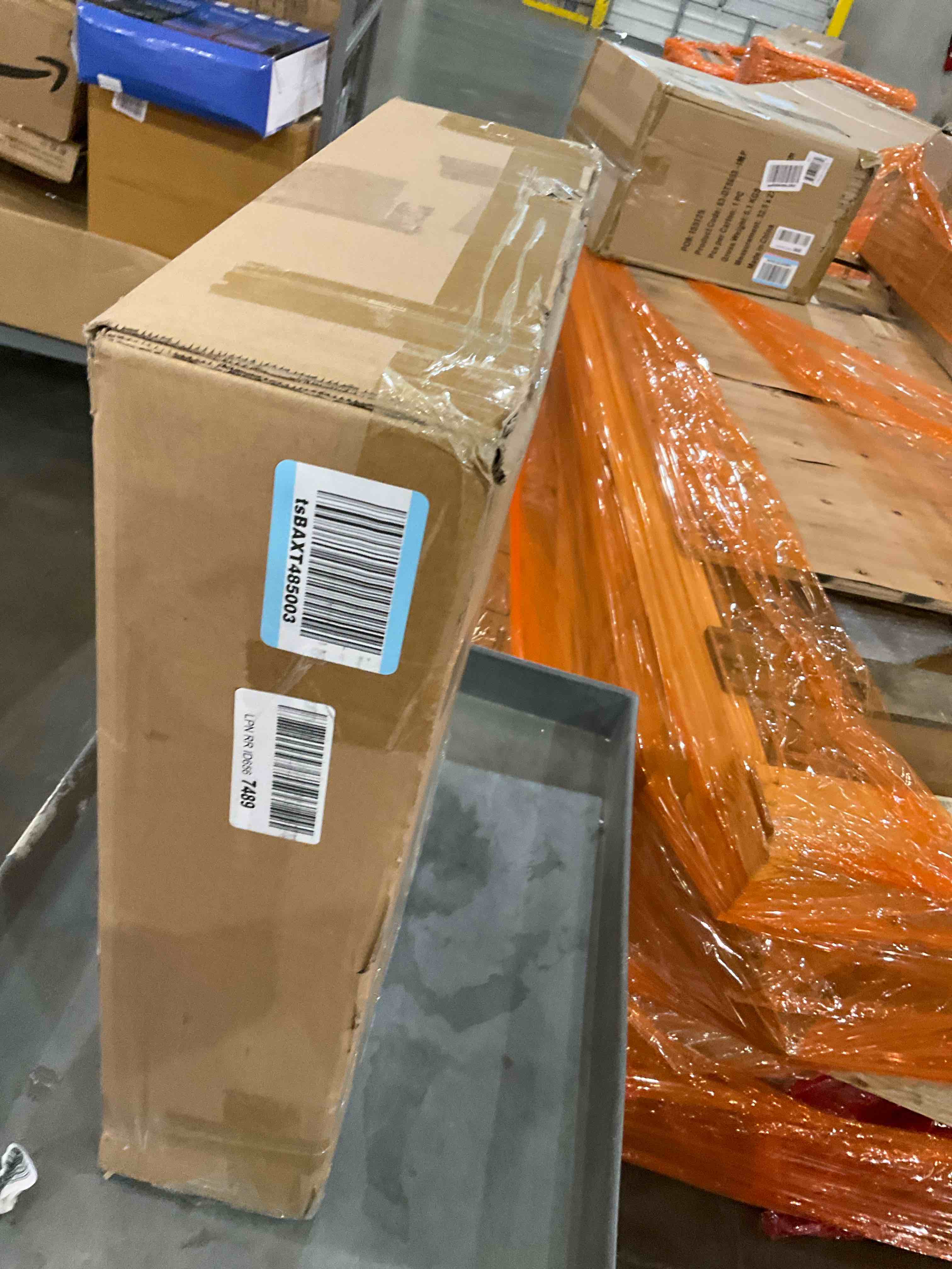 https://s3.amazonaws.com/lotting-images-prod/BargainHunt/BHL00082068_1708099827737.jpeg