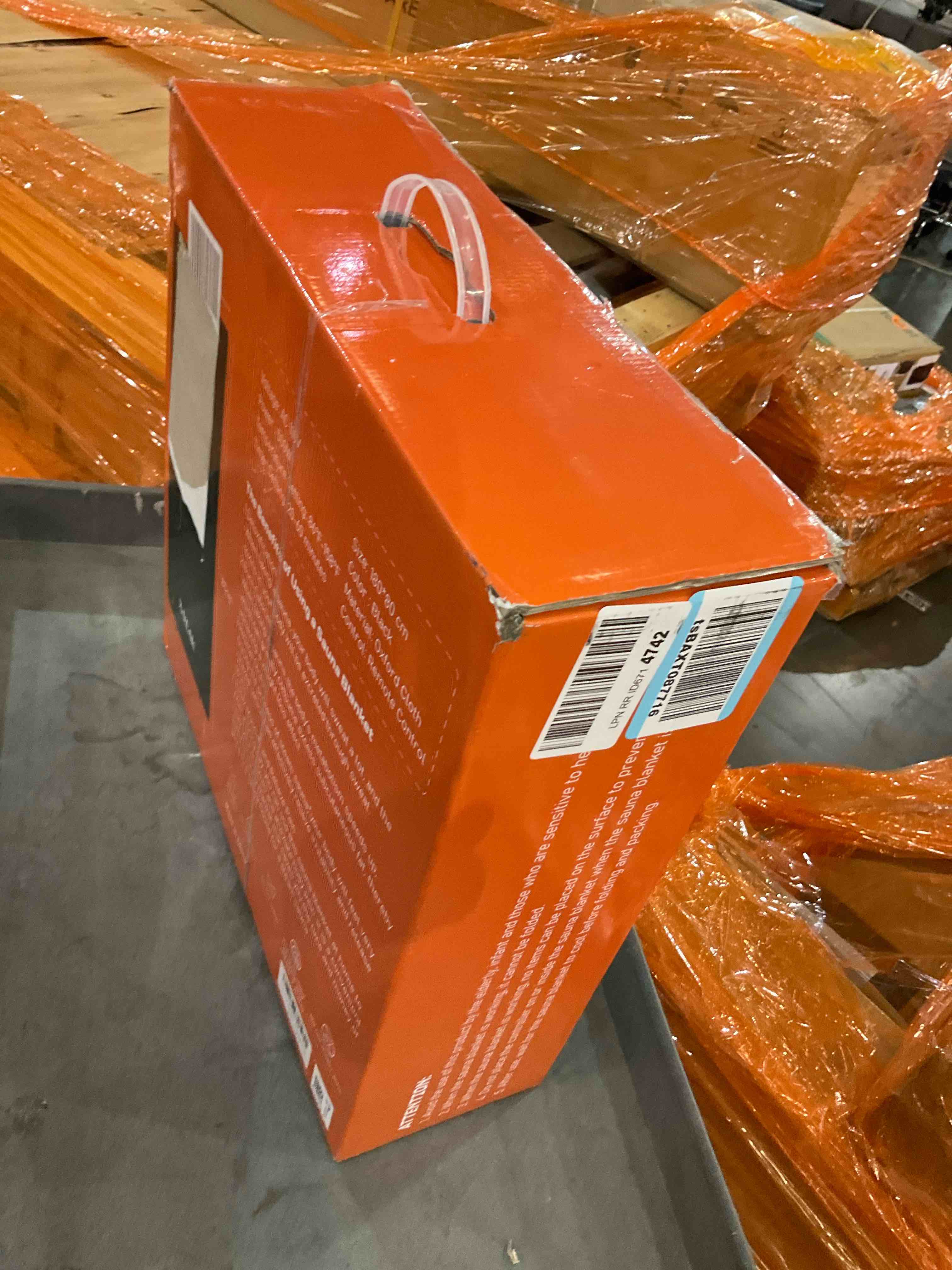 https://s3.amazonaws.com/lotting-images-prod/BargainHunt/BHL00082080_1708101468660.jpeg