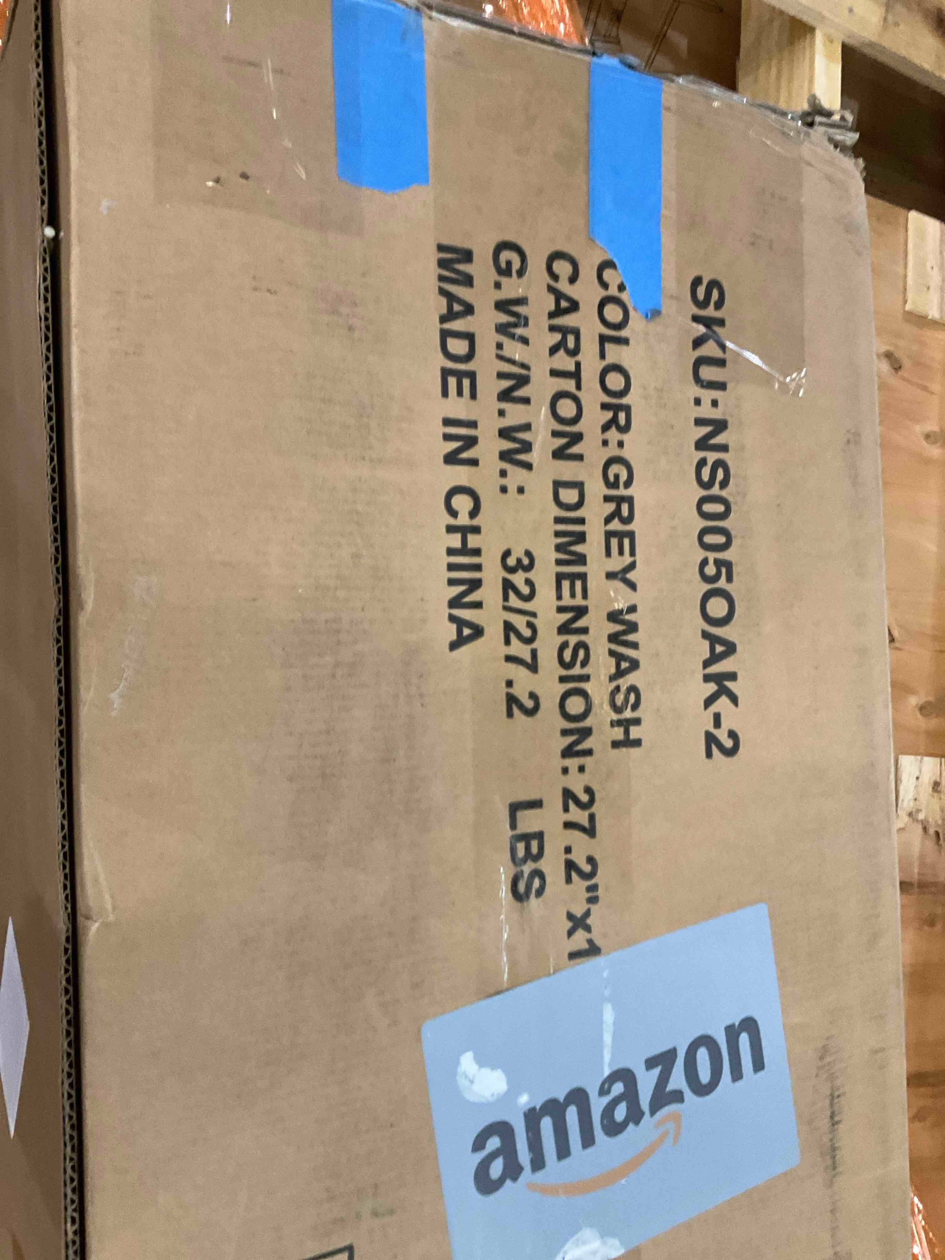 https://s3.amazonaws.com/lotting-images-prod/BargainHunt/BHL00082083_1708101835447.jpeg
