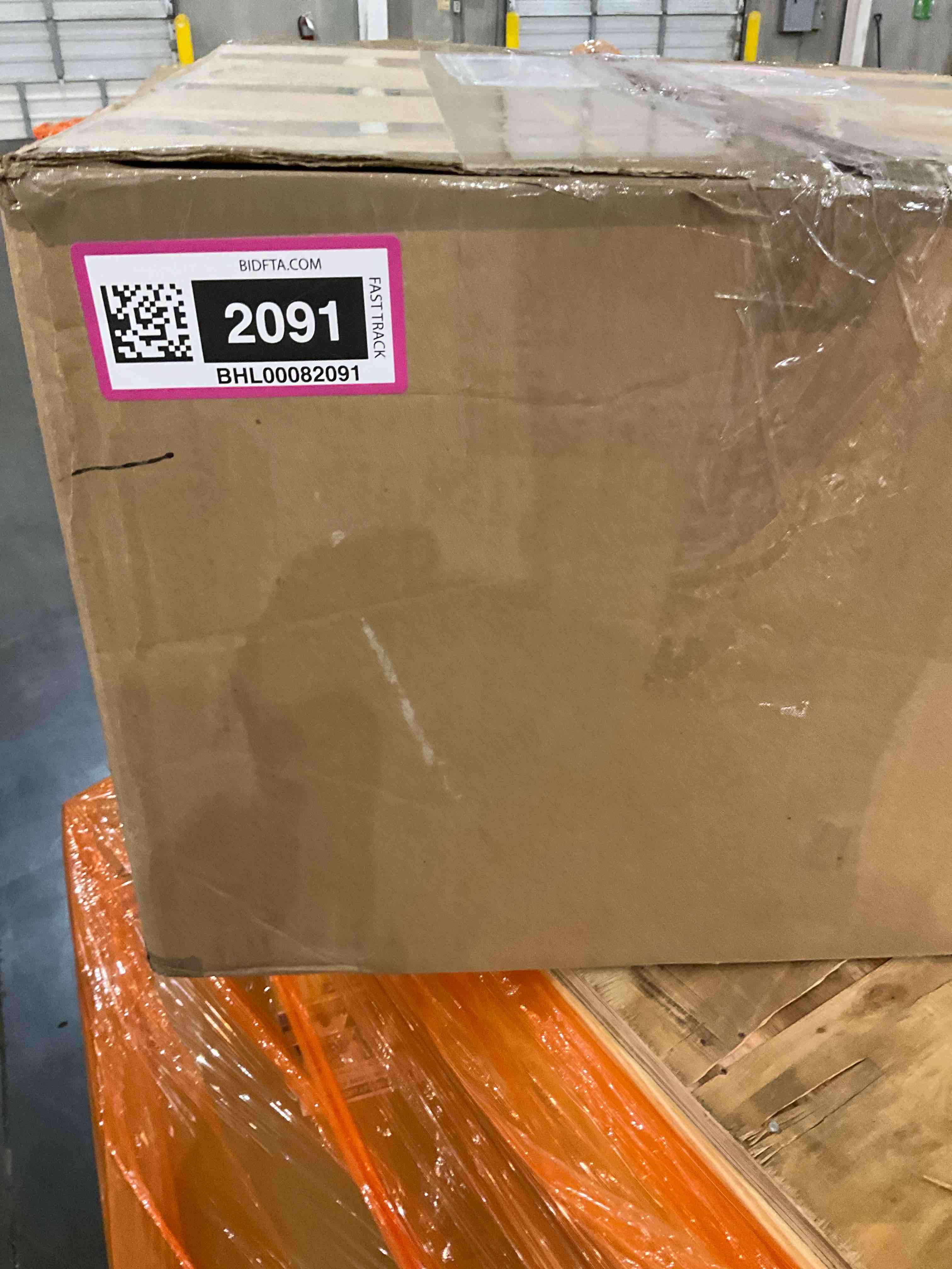 https://s3.amazonaws.com/lotting-images-prod/BargainHunt/BHL00082091_1708105019242.jpeg