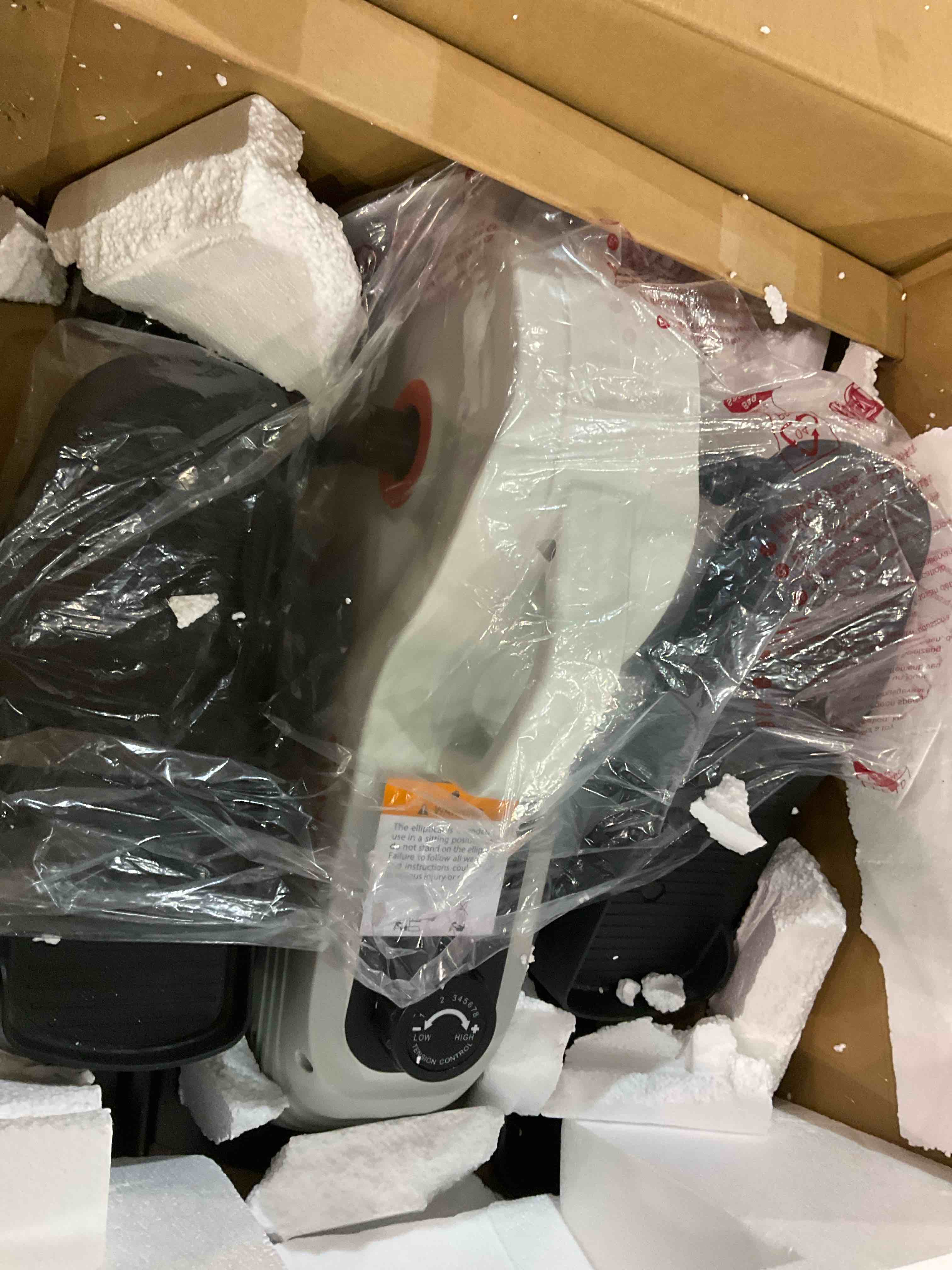 https://s3.amazonaws.com/lotting-images-prod/BargainHunt/BHL00082132_1708345319113.jpeg