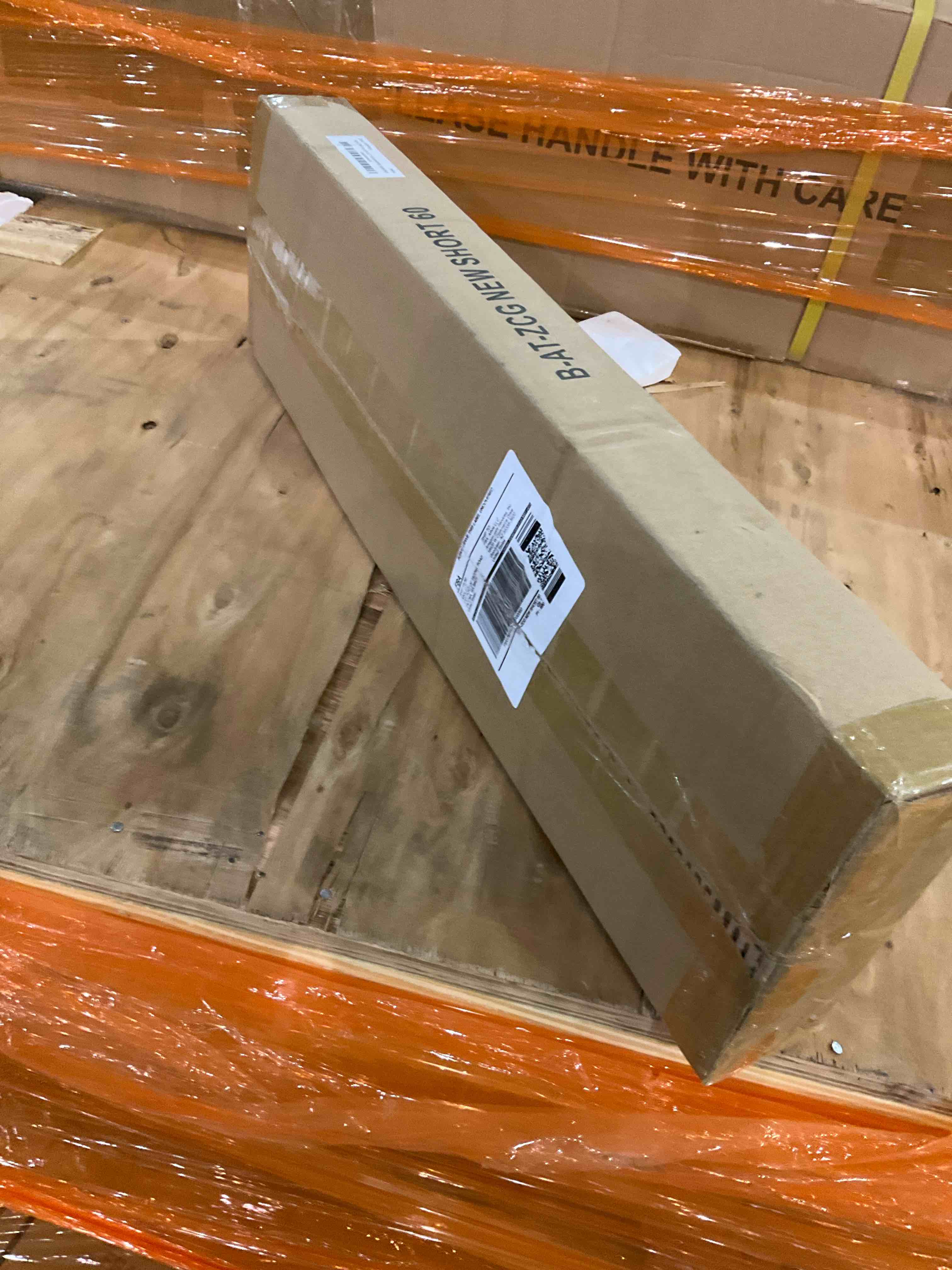 https://s3.amazonaws.com/lotting-images-prod/BargainHunt/BHL00082134_1708345581997.jpeg
