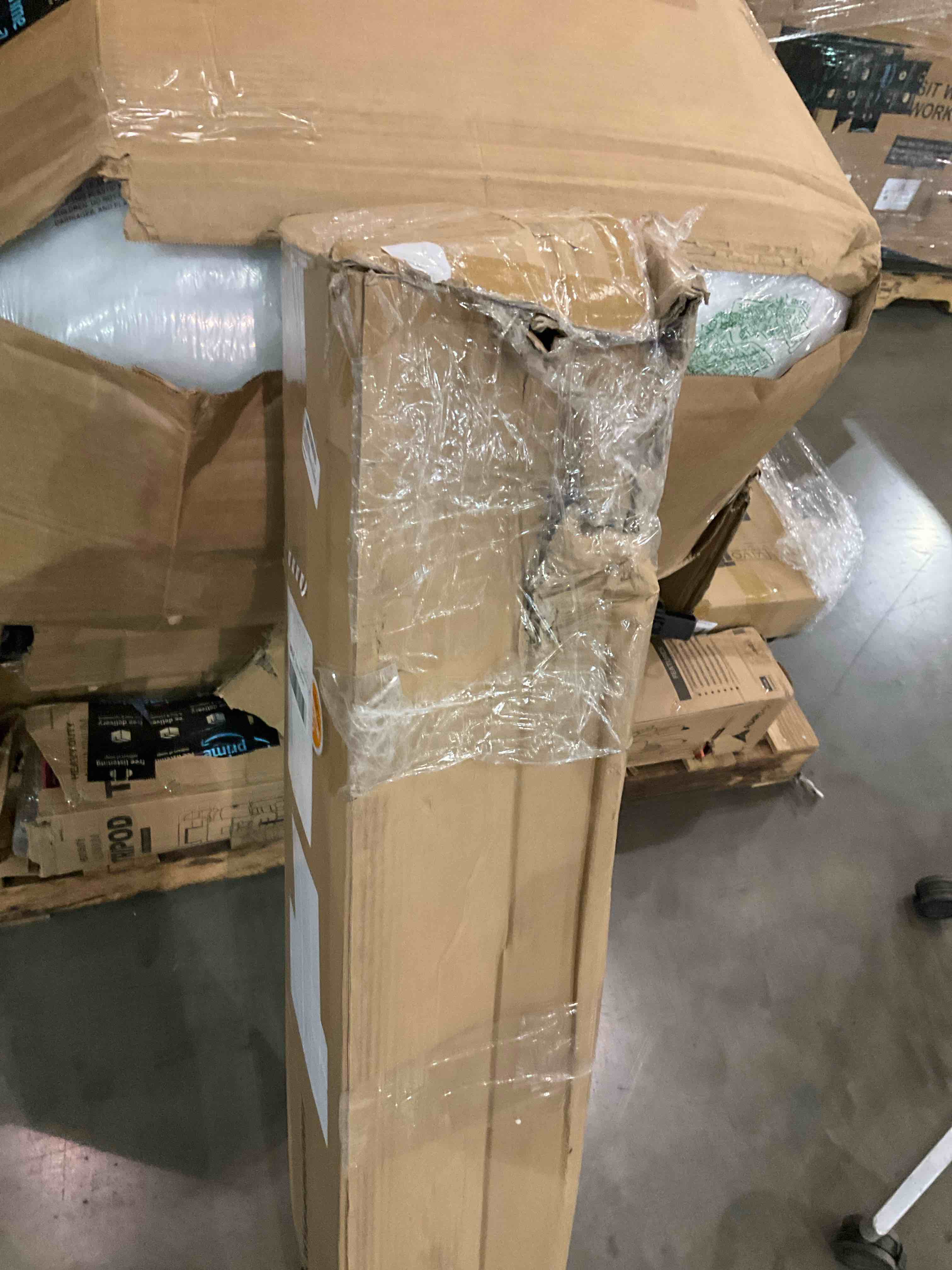 https://s3.amazonaws.com/lotting-images-prod/BargainHunt/BHL00082150_1708348779000.jpeg