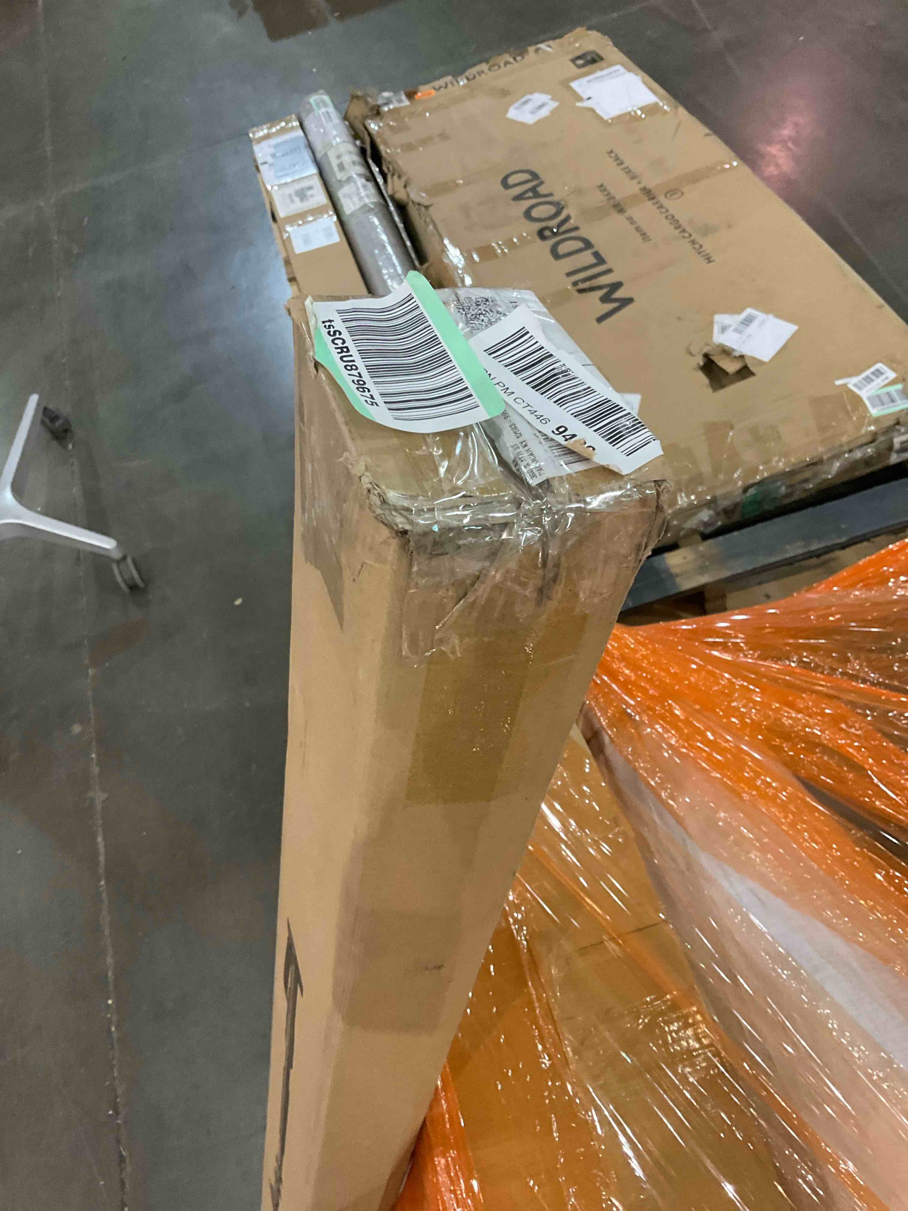 https://s3.amazonaws.com/lotting-images-prod/BargainHunt/BHL00082221_1708435858008.jpeg