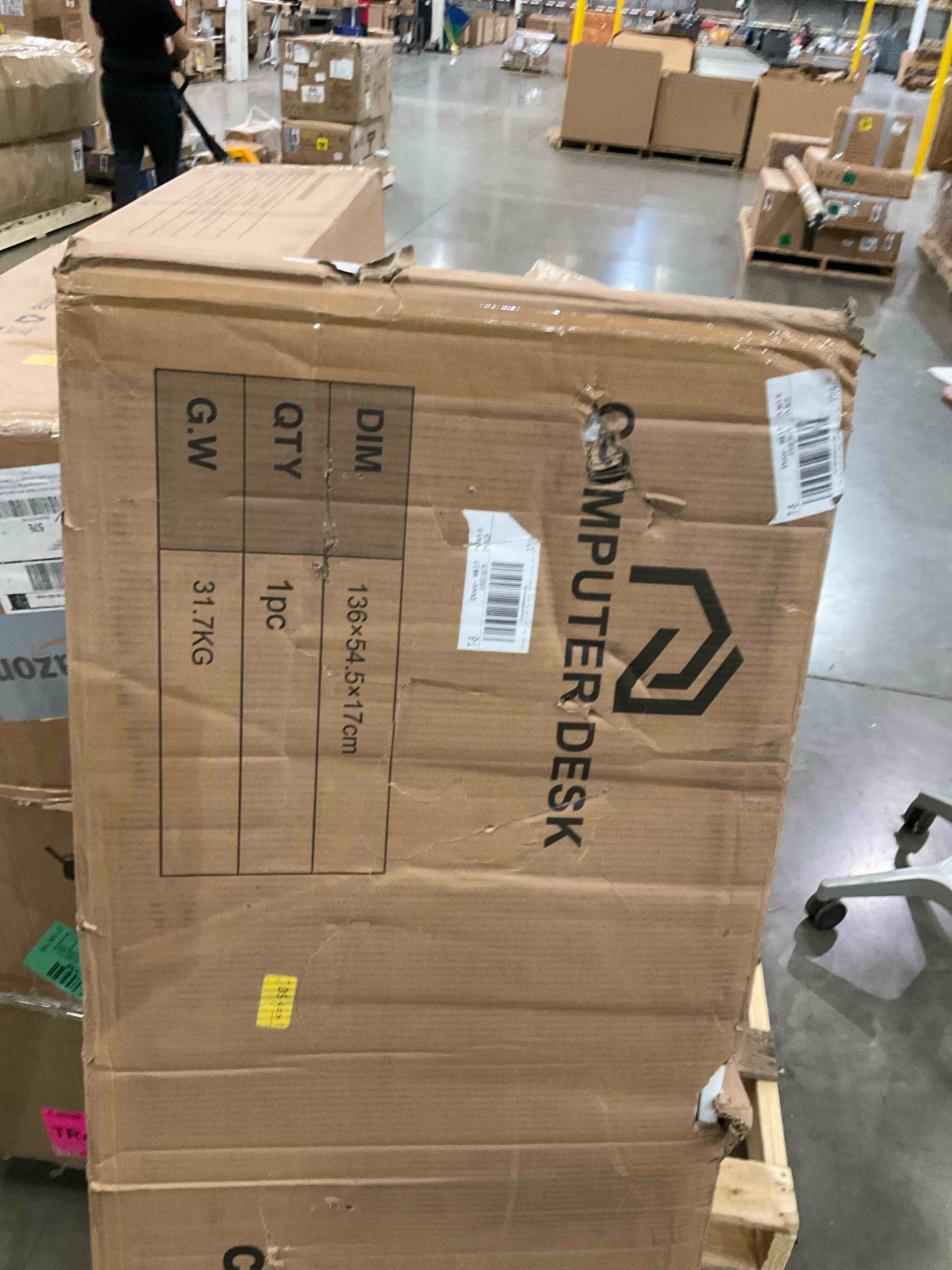 https://s3.amazonaws.com/lotting-images-prod/BargainHunt/BHL00082385_1708702289102.jpeg