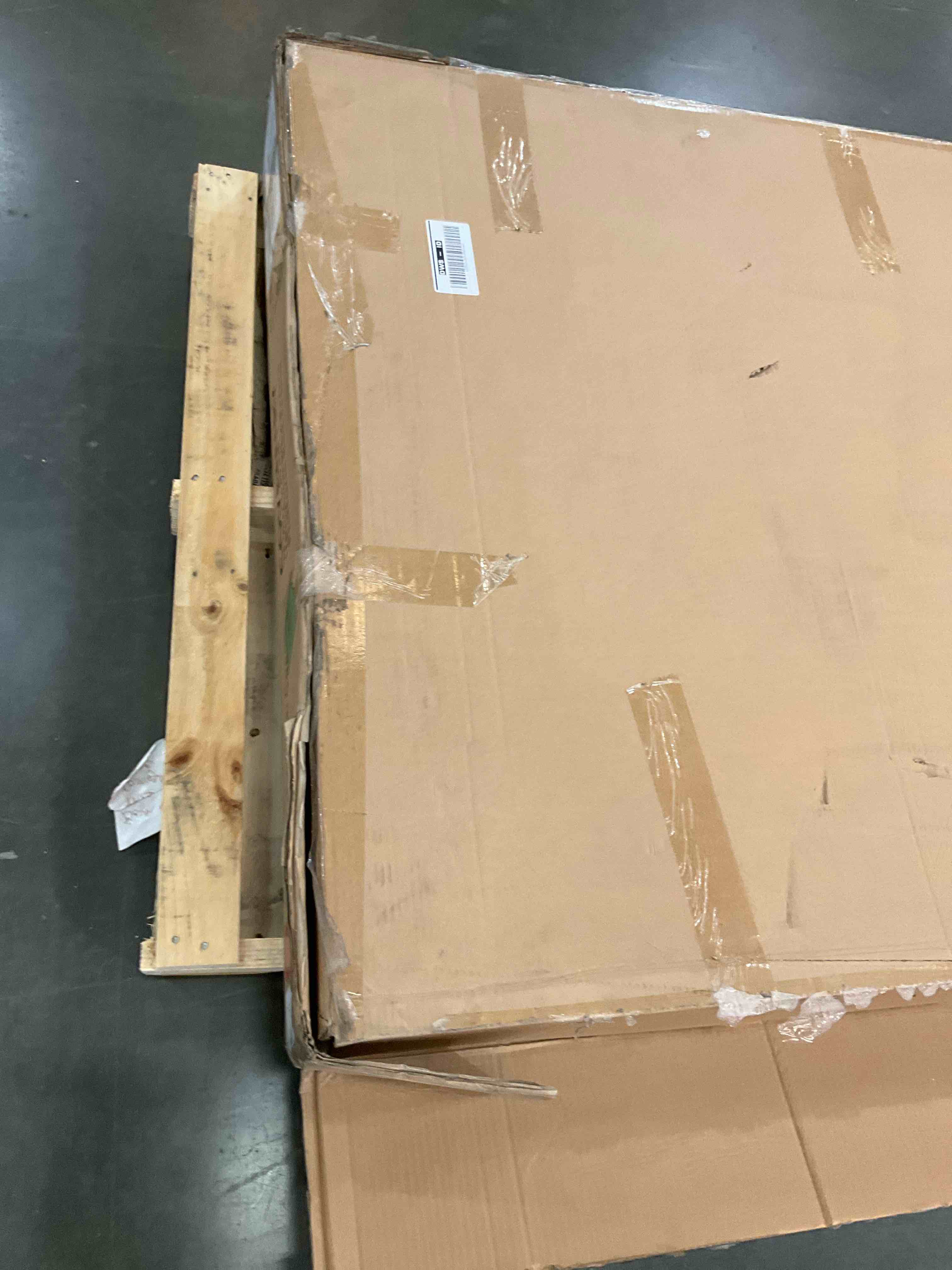 https://s3.amazonaws.com/lotting-images-prod/BargainHunt/BHL00082462_1708966434002.jpeg