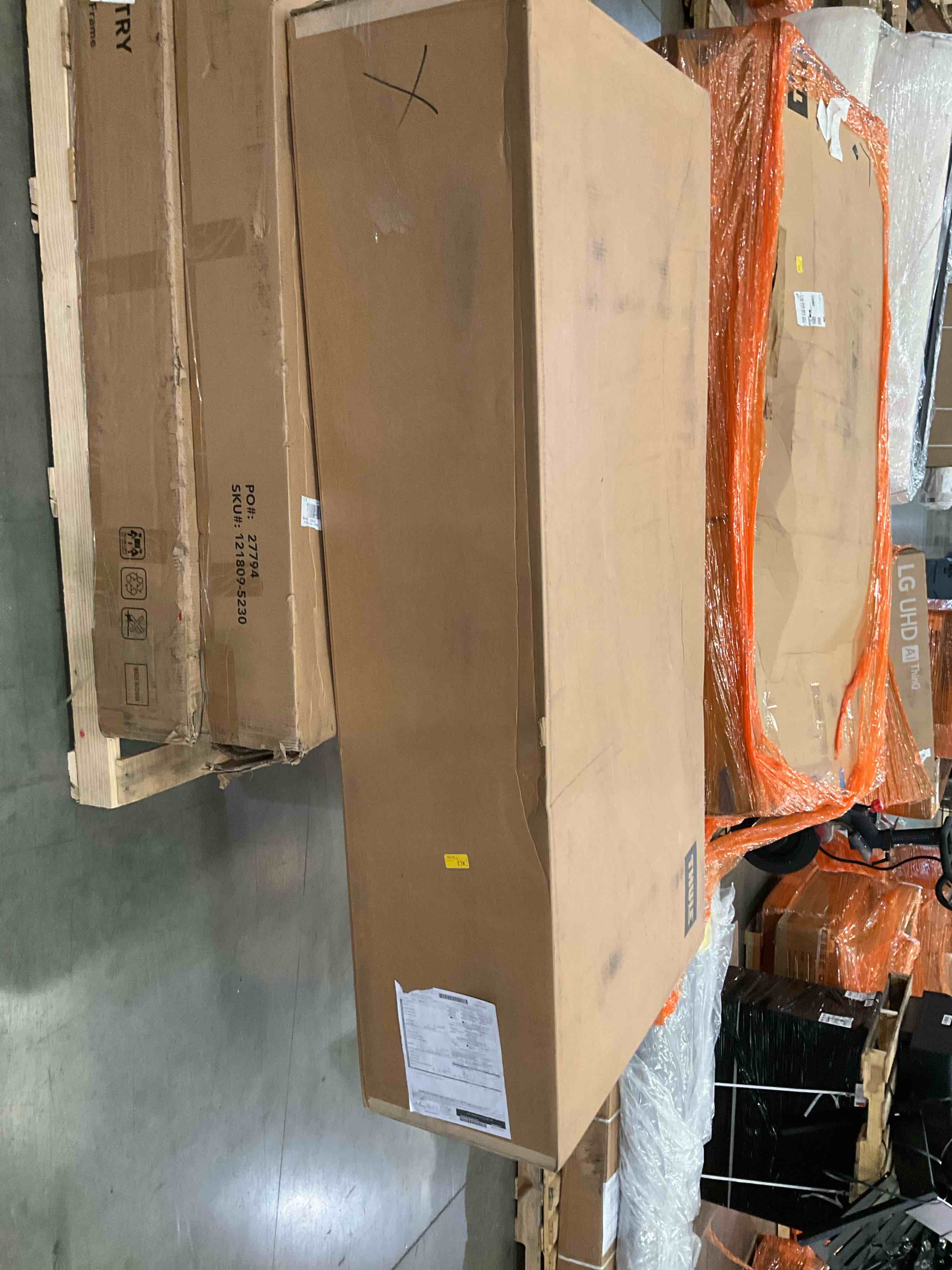 https://s3.amazonaws.com/lotting-images-prod/BargainHunt/BHL00082464_1708970167134.jpeg
