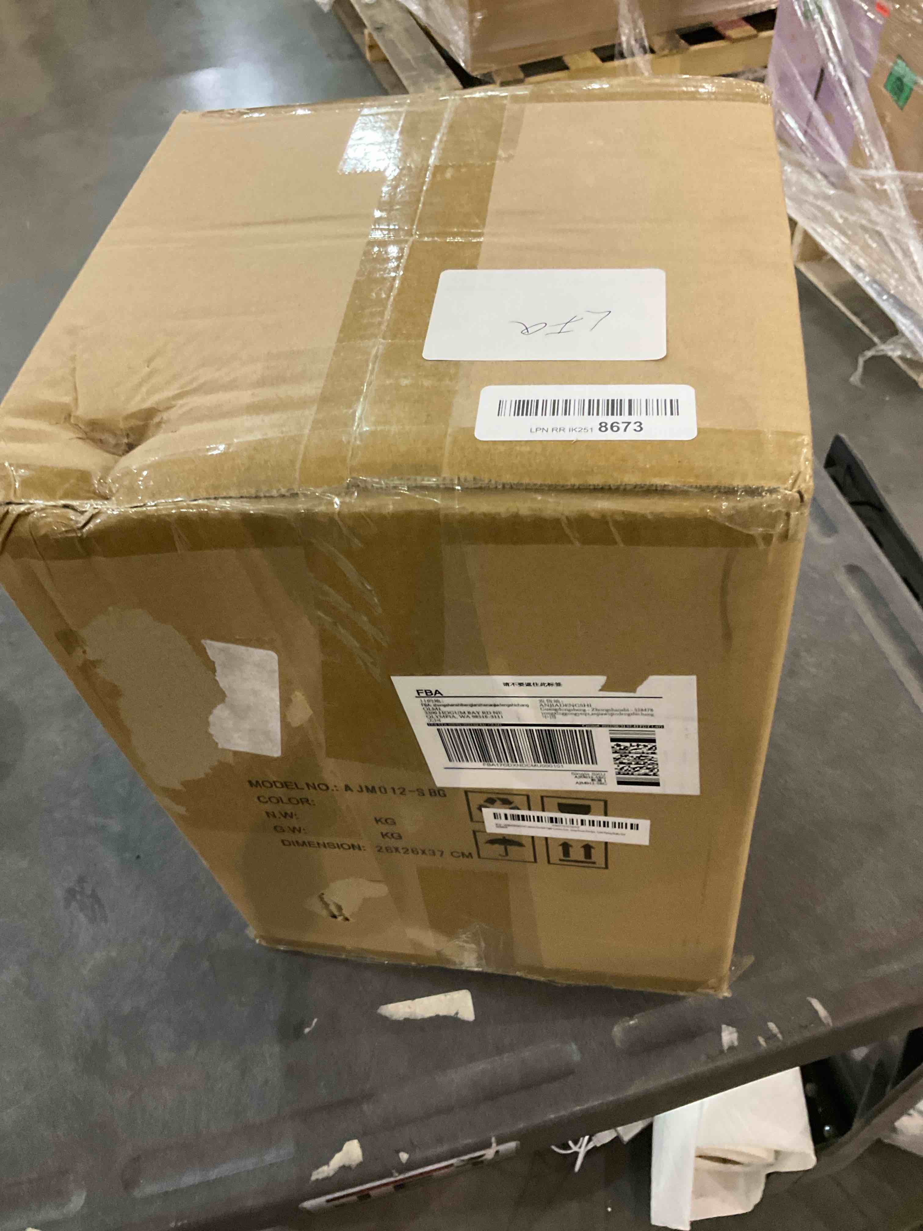 https://s3.amazonaws.com/lotting-images-prod/BargainHunt/BHL00082485_1709126183347.jpeg