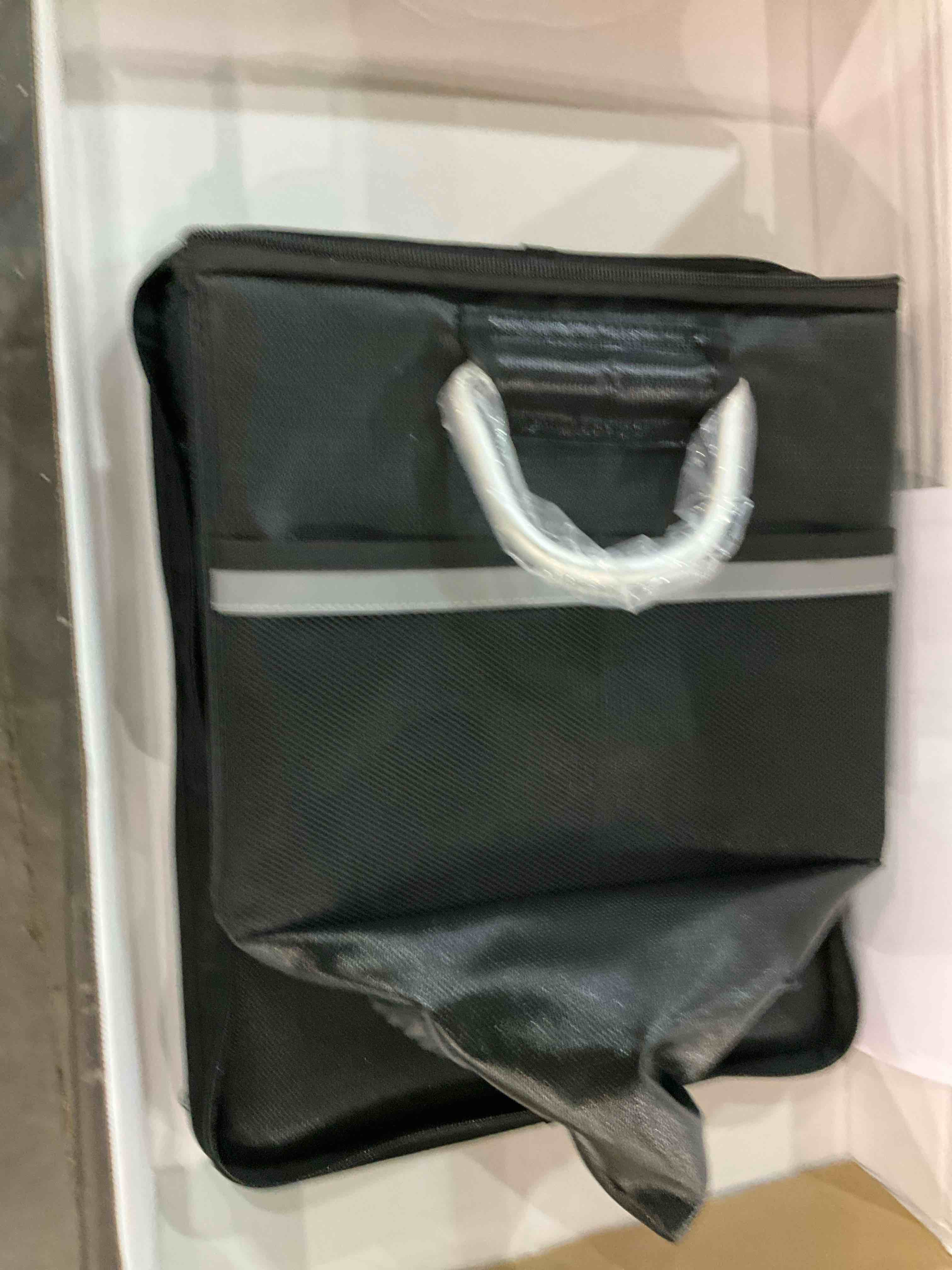 https://s3.amazonaws.com/lotting-images-prod/BargainHunt/BHL00082497_1709128430493.jpeg