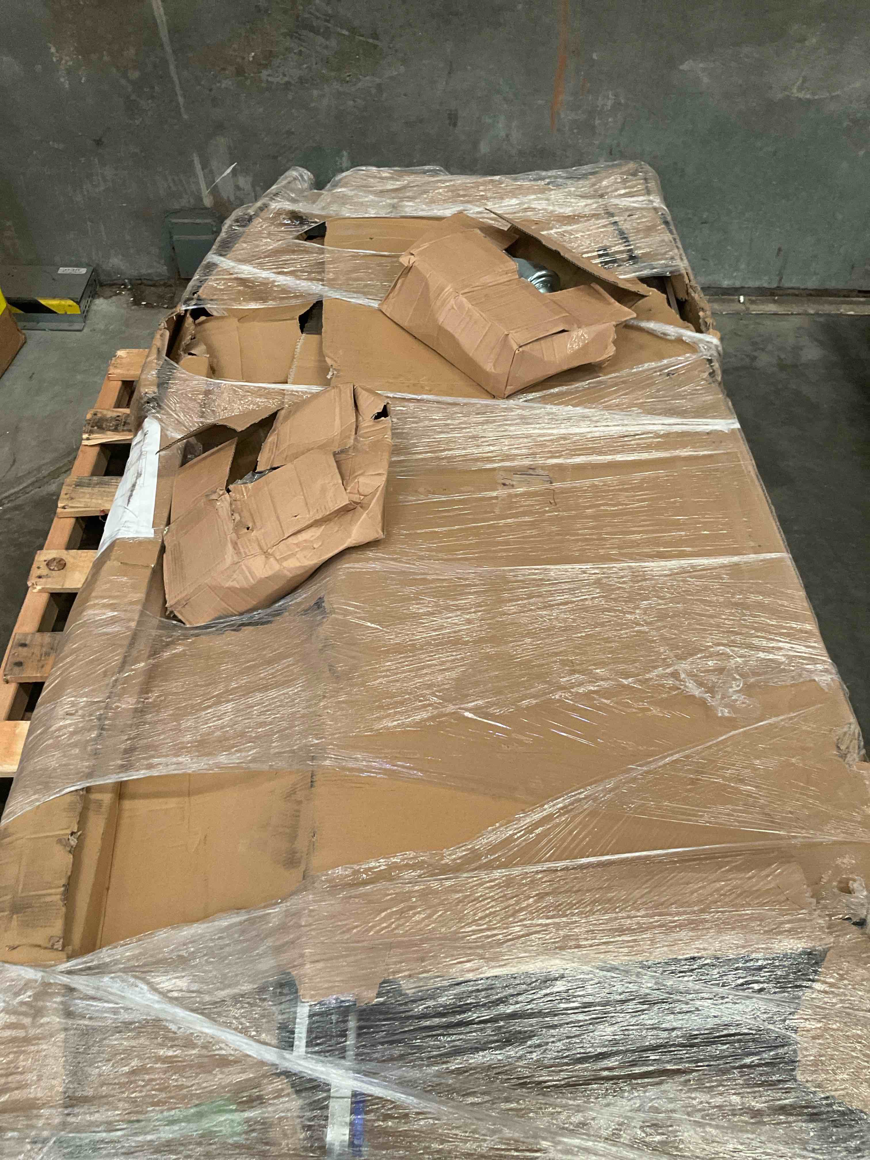 Scaffold Tower | Rolling Tower | Aluminum | 9'8" Working Height | 500 lbs Load | Multipurpose