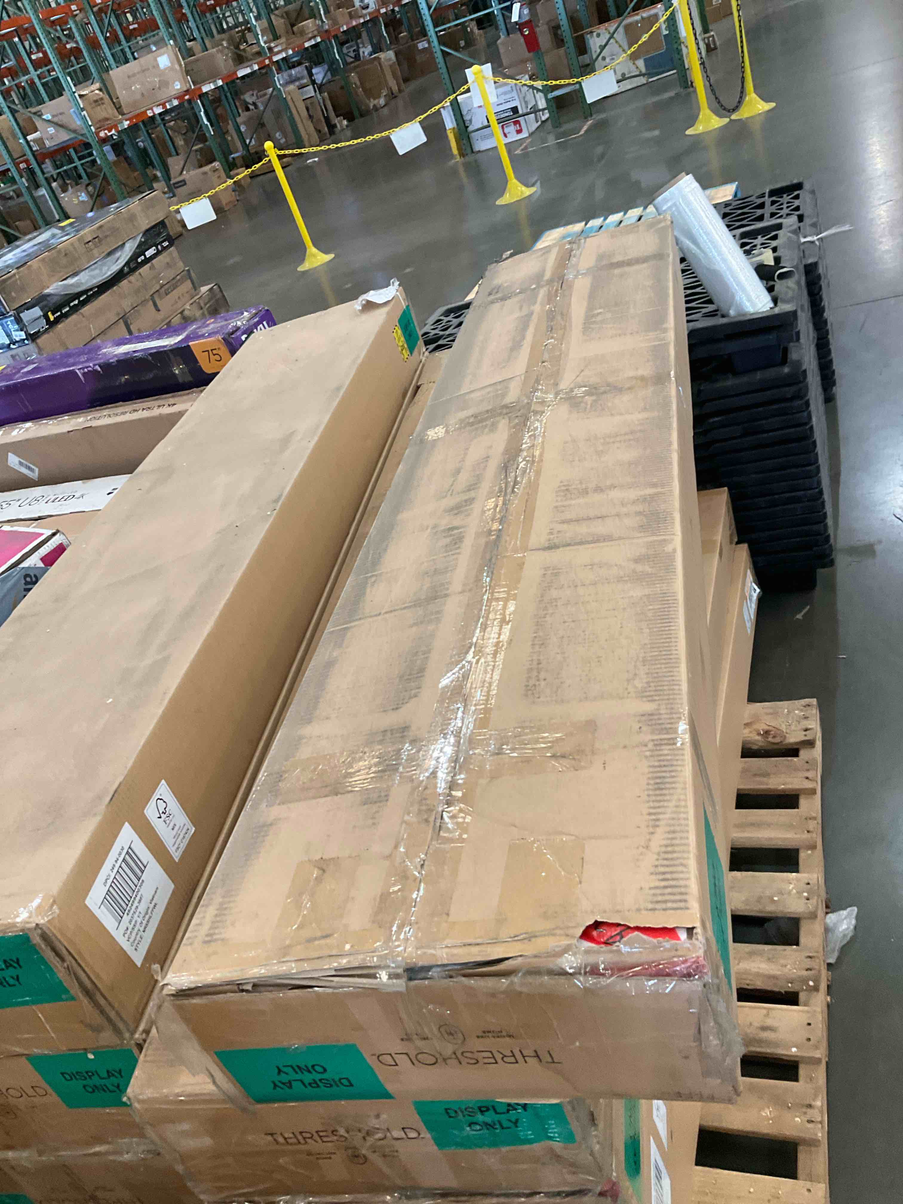 https://s3.amazonaws.com/lotting-images-prod/BargainHunt/BHL00082914_1720631919608.jpeg
