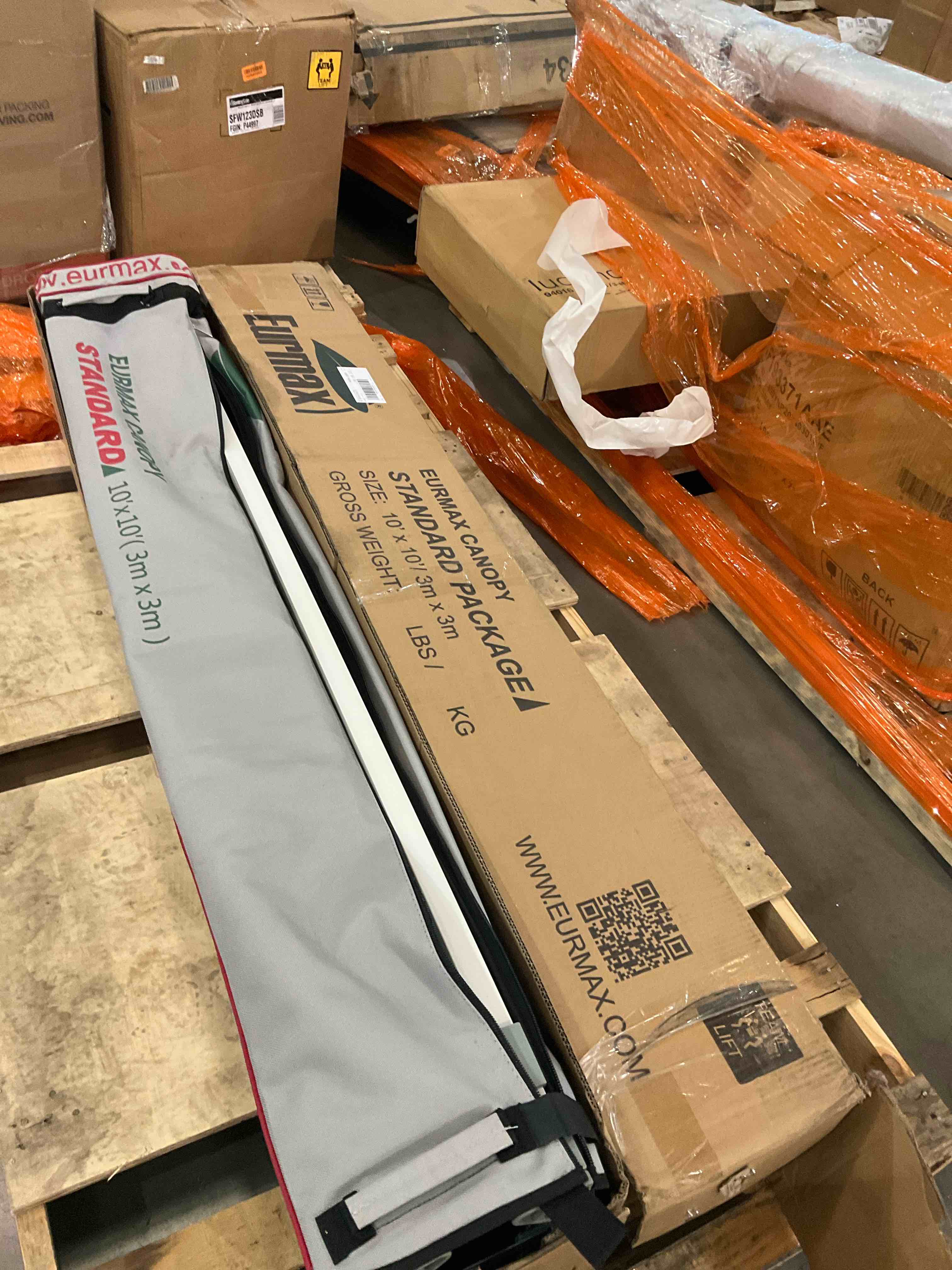 Eurmax USA Standard 10x10ft Patio Pop Up Canopy Tent for Outdoor Events Commercial Instant Canopies with Heavy Duty Roller Bag,Bonus 4 Canopy Sand Bags (White)