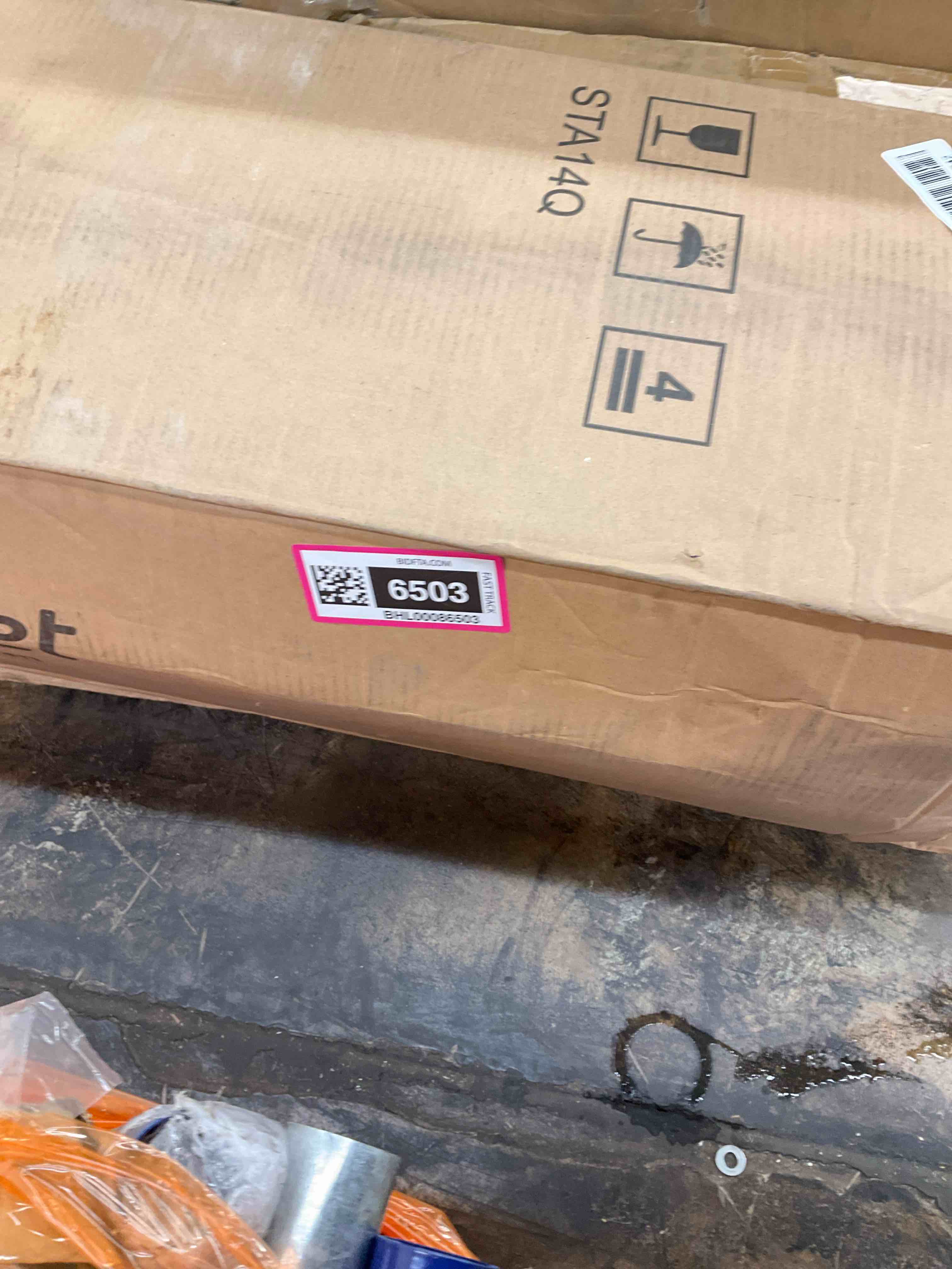 https://s3.amazonaws.com/lotting-images-prod/BargainHunt/BHL00086503_1716316722989.jpeg