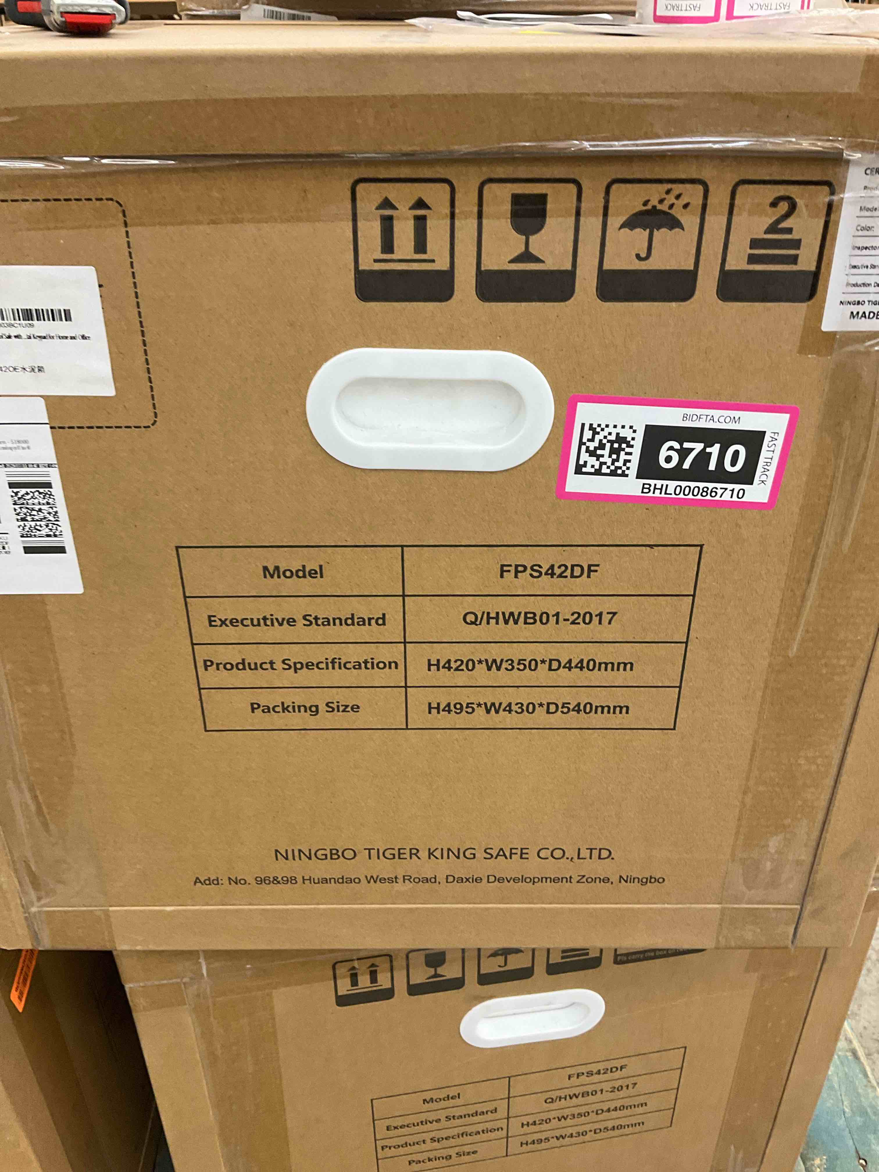 https://s3.amazonaws.com/lotting-images-prod/BargainHunt/BHL00086710_1718126151366.jpeg