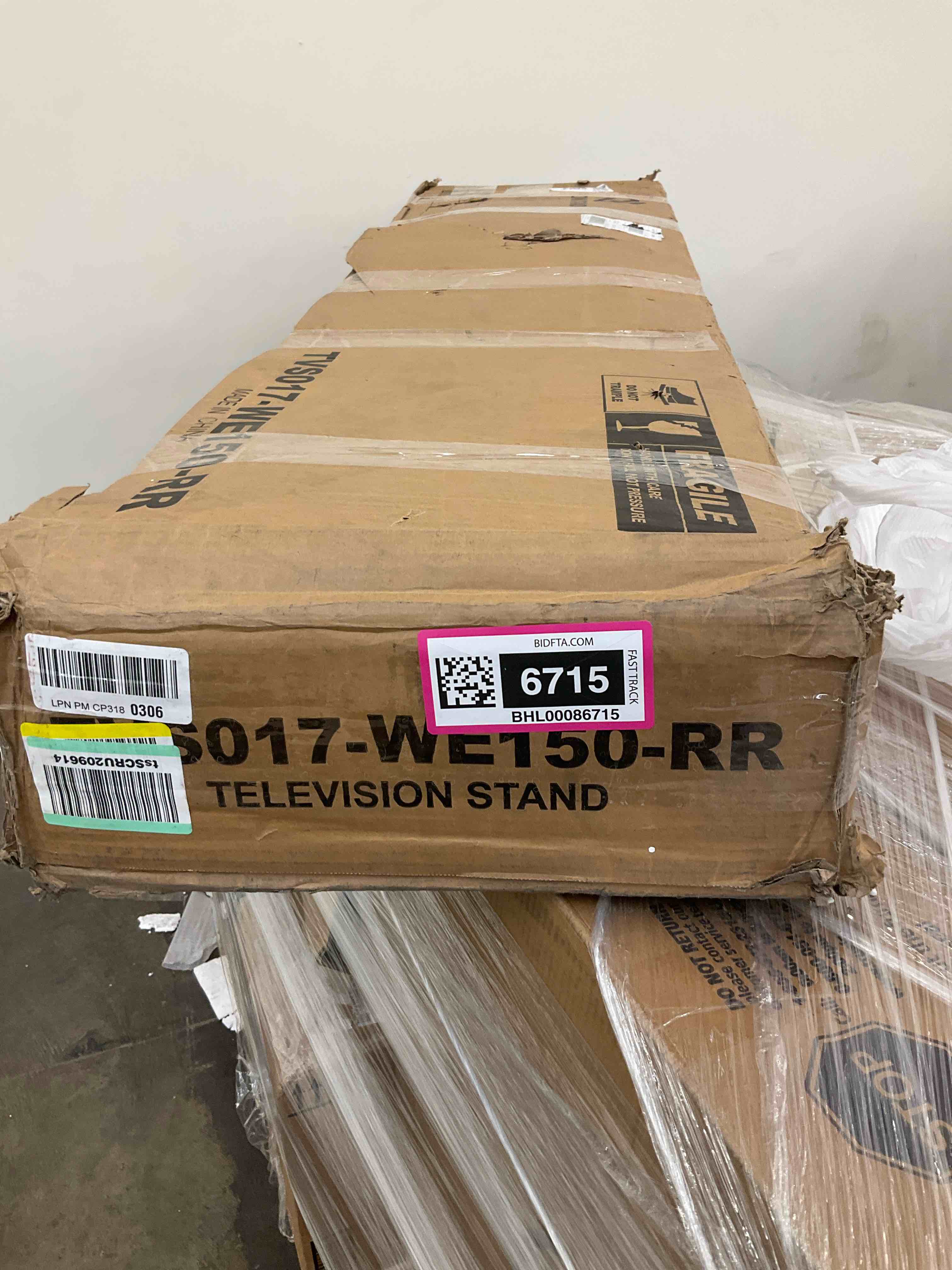 https://s3.amazonaws.com/lotting-images-prod/BargainHunt/BHL00086715_1718130426881.jpeg